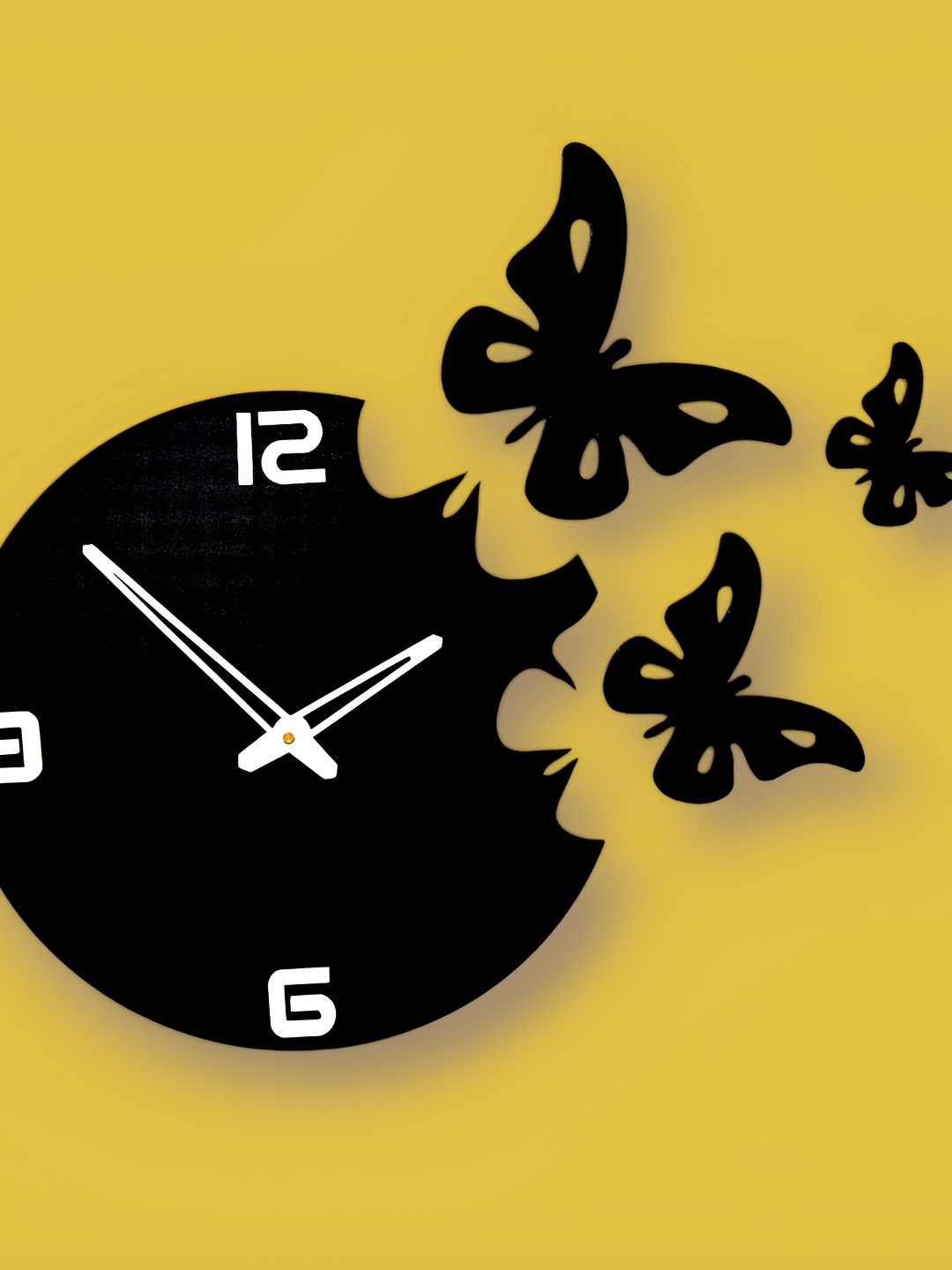 

FASTQT Black & White Analogue Contemporary Wooden Wall Clock