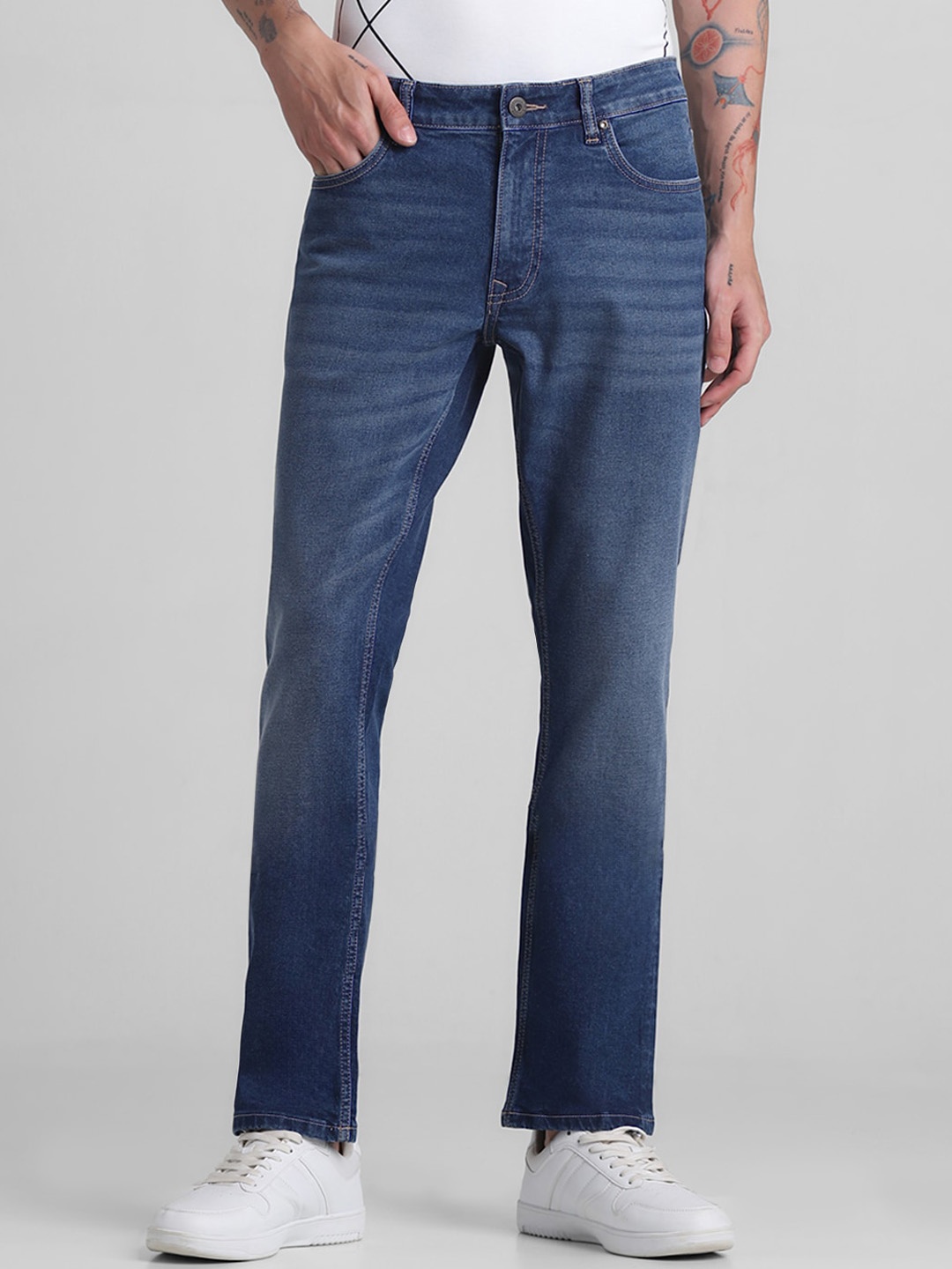 

Jack & Jones Men Mid-Rise Clean Look Whiskers & Chevrons Stretchable Jeans, Blue