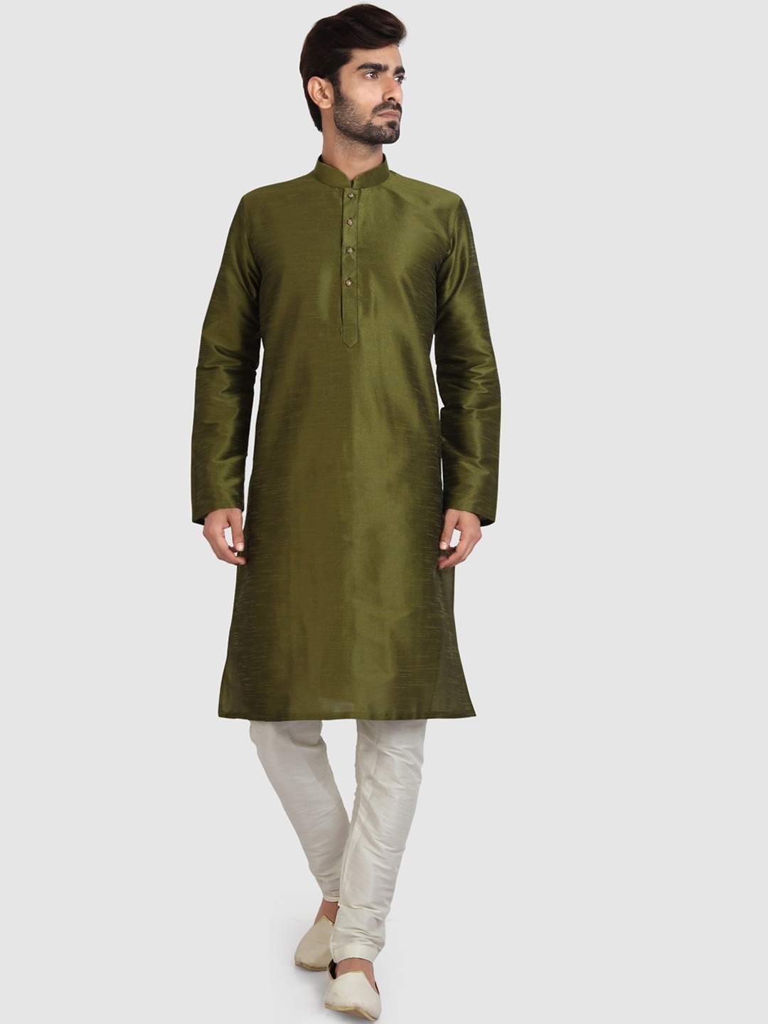 

Indian Poshakh Mandarin Collar Straight Kurta with Pyjamas, Green