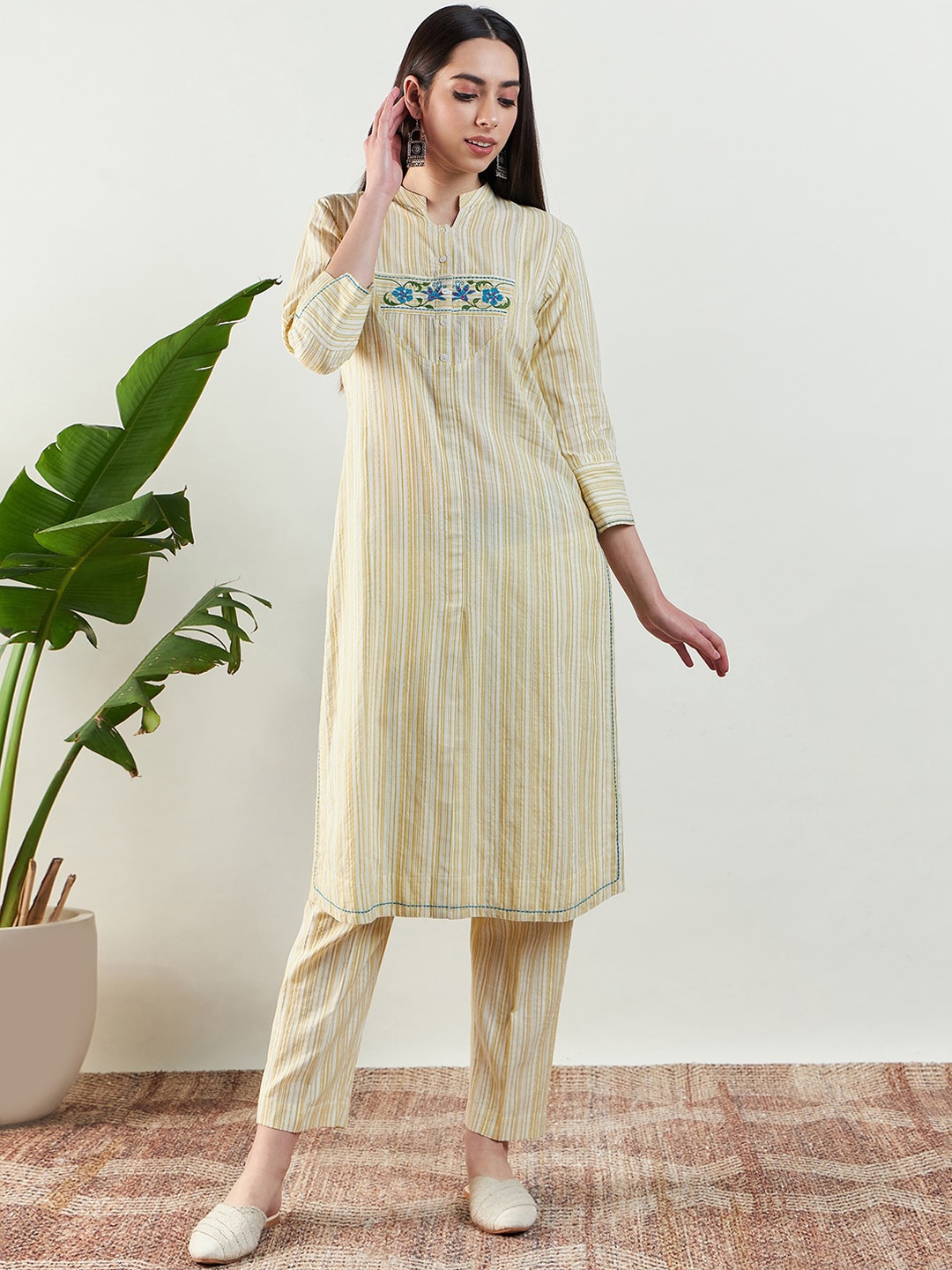 

STADO Striped Straight Pure Cotton Kurta with Trousers, Yellow