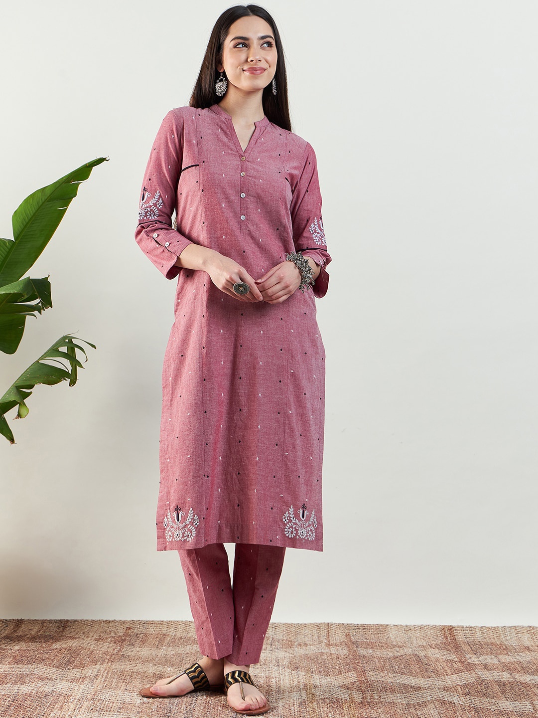 

STADO Ethnic Motifs Embroidered Straight Pure Cotton Kurta with Trousers, Pink