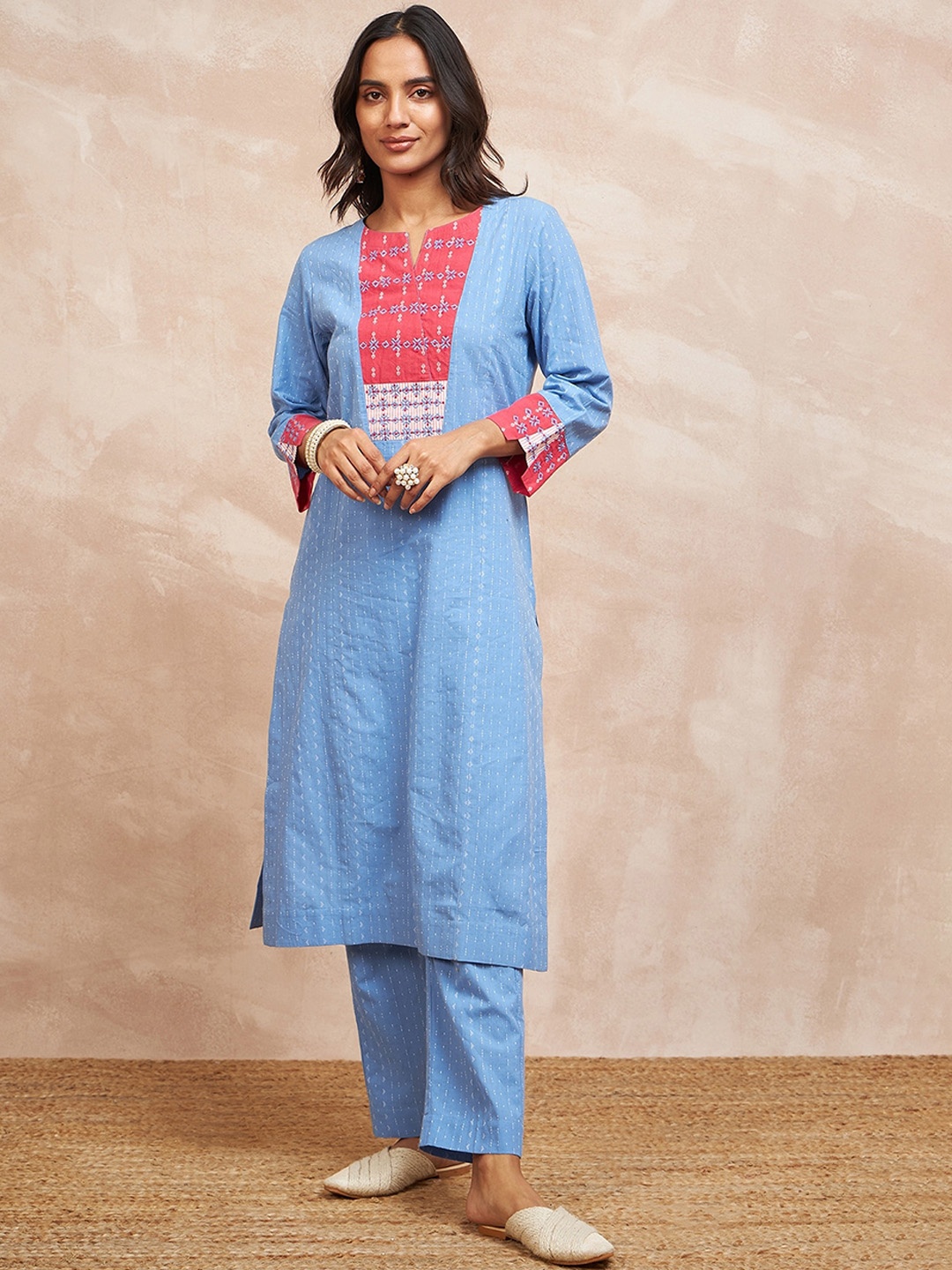 

STADO Ethnic Motifs Embroidered Pure Cotton Kurta with Trousers, Blue