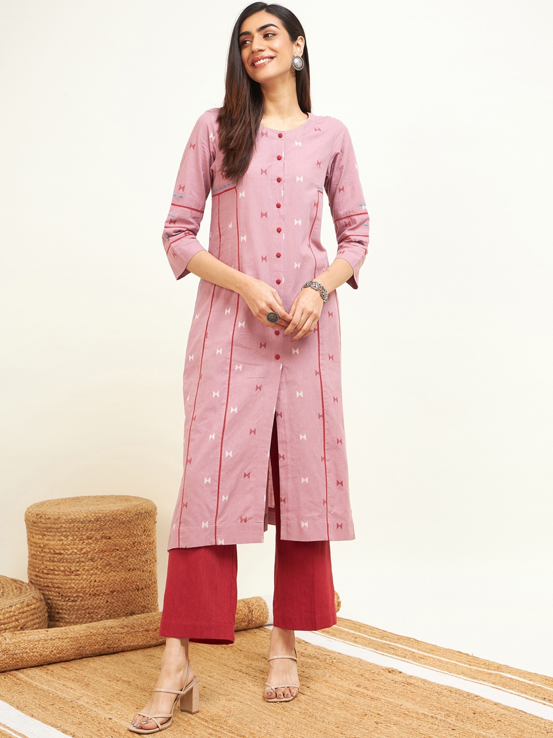 

STADO Geometric Woven Design A-Line Pure Cotton Kurta with Trousers, Pink