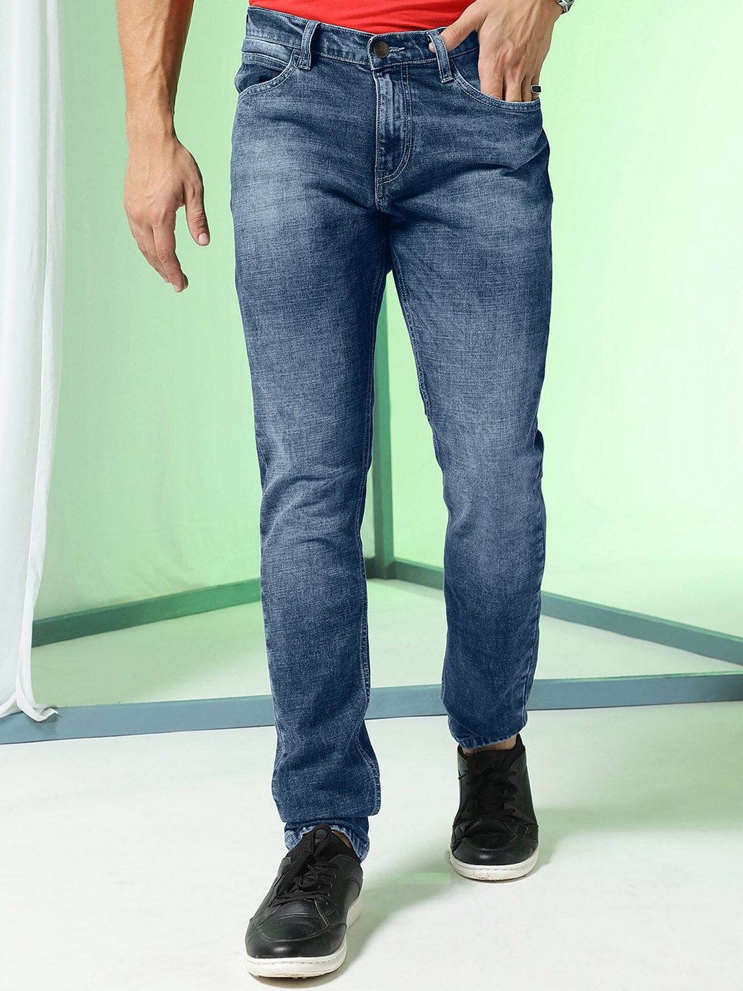 

Markle Moro Men Slim Fit Clean Look Heavy Fade Whiskers Cotton Jeans, Blue
