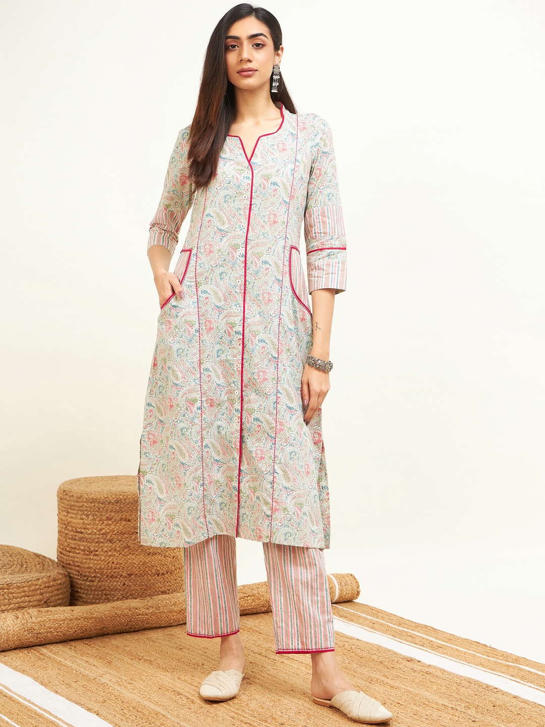 

STADO Floral Regular Pure Cotton Kurta With Trousers, White