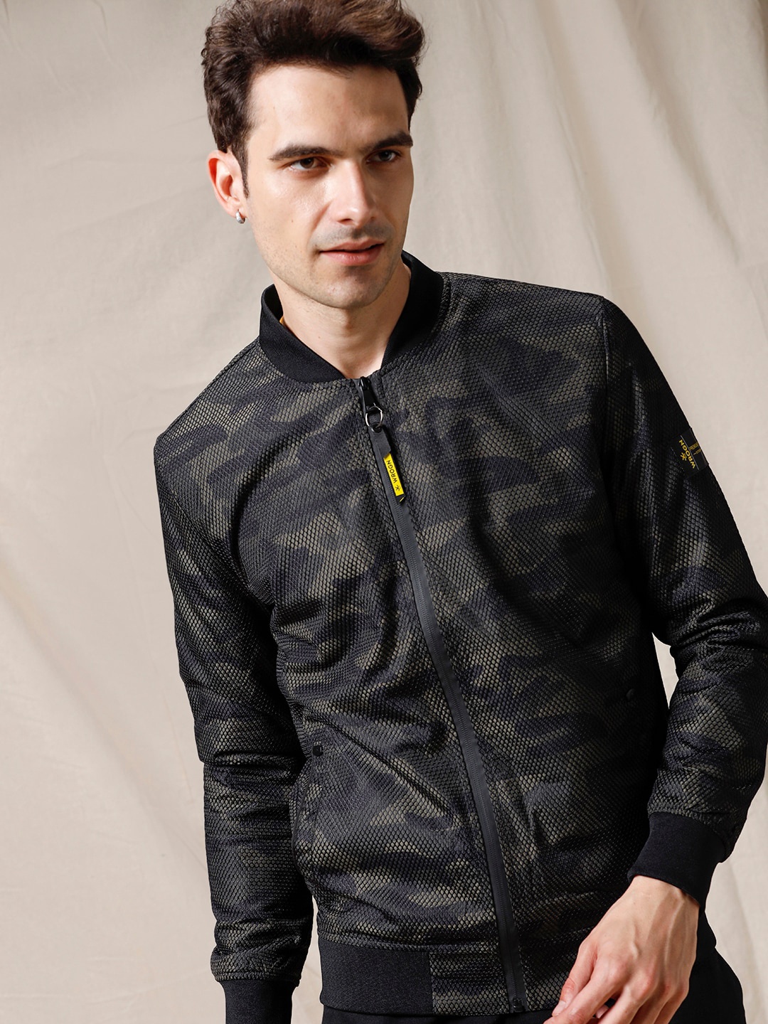 

WROGN Camouflage Printed Stand Collar Long Sleeves Bomber Jacket, Olive