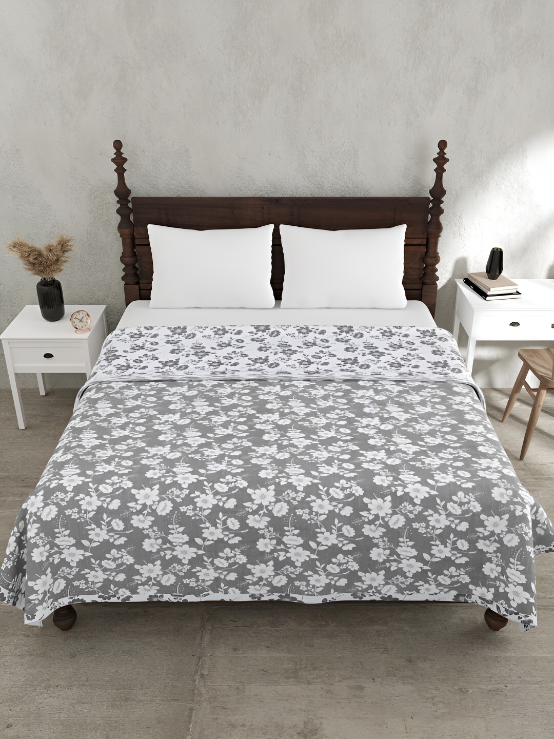 

JAIPUR FABRIC Summer Revival Grey Floral 150 GSM Cotton Reversible Double Bed Dohar