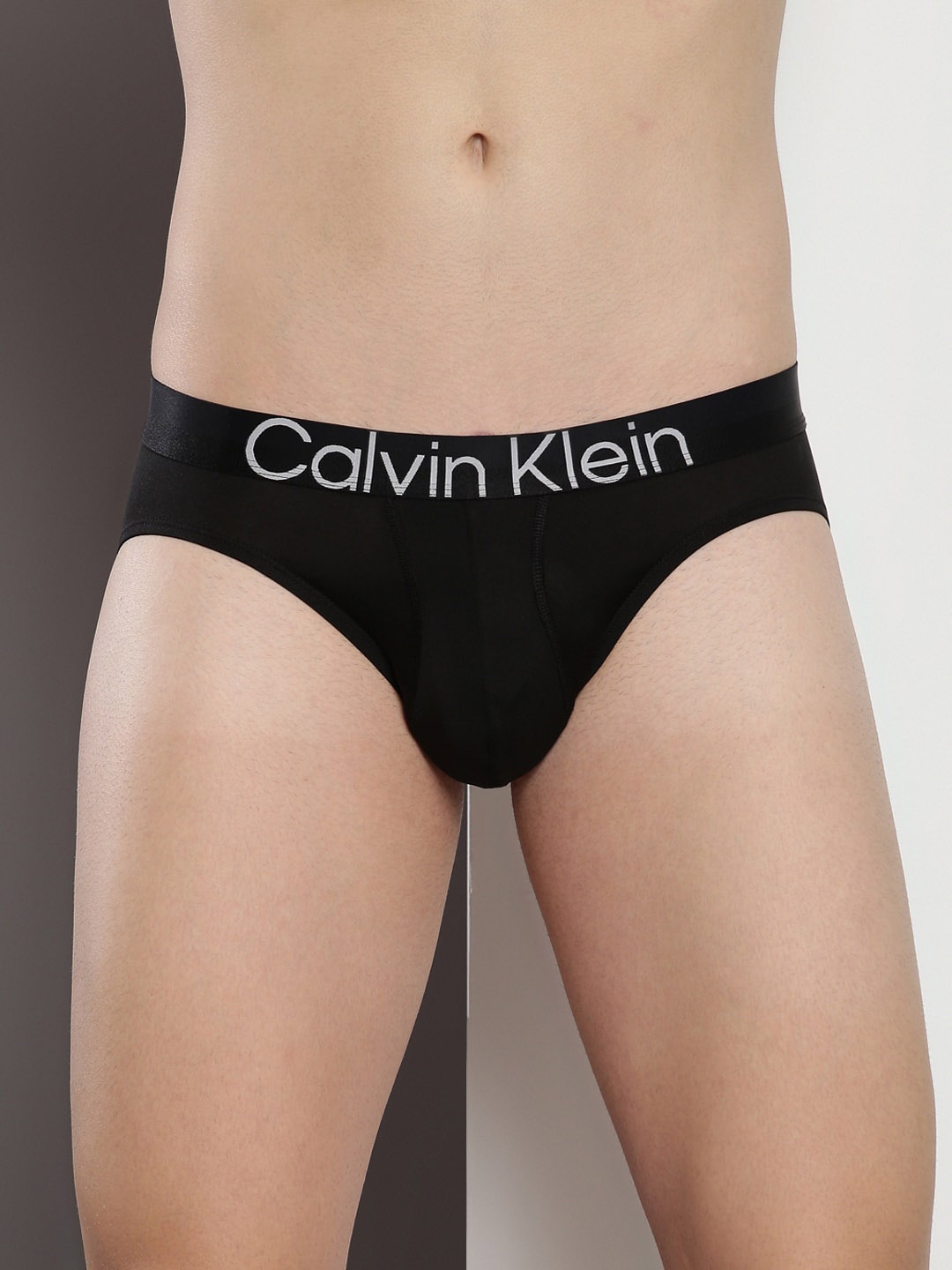 

Calvin Klein Underwear Mid Rise Hipster Briefs HBFH23002UB1, Black