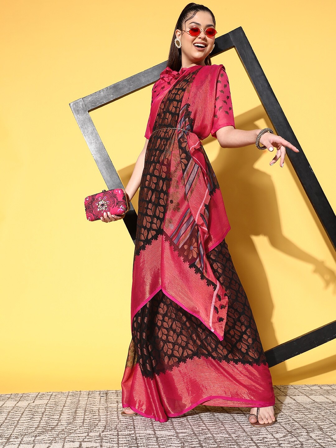 

Mitera Brown Floral Printed Pure Chiffon Saree