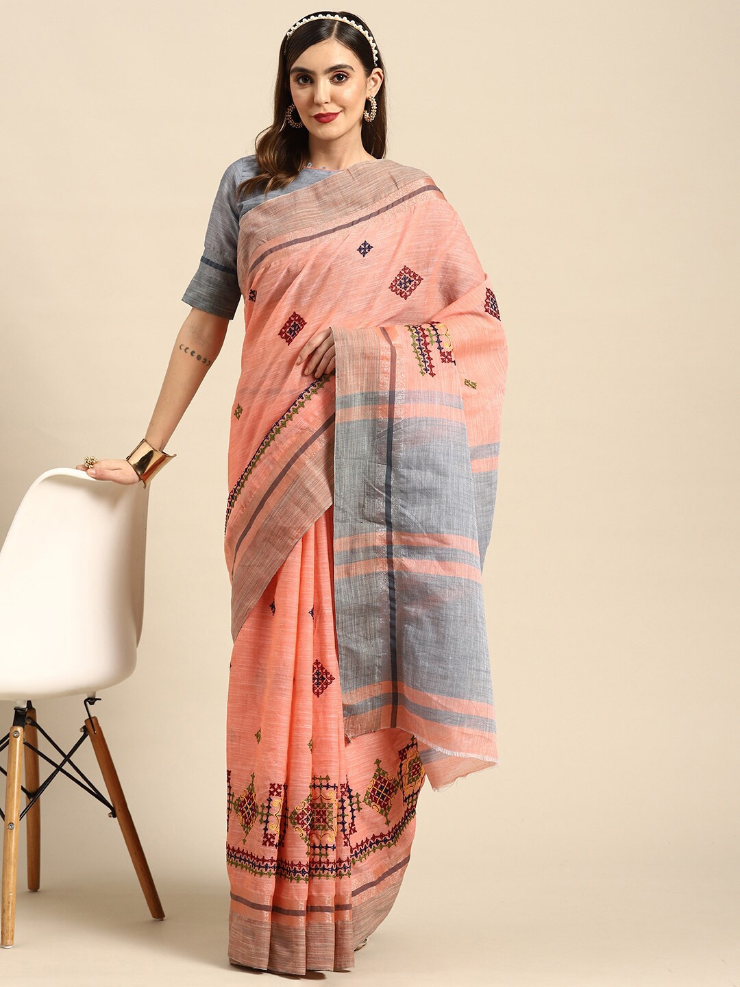 

Mitera Ethnic Motifs Embroidered Pure Linen Party Wear Saree, Peach