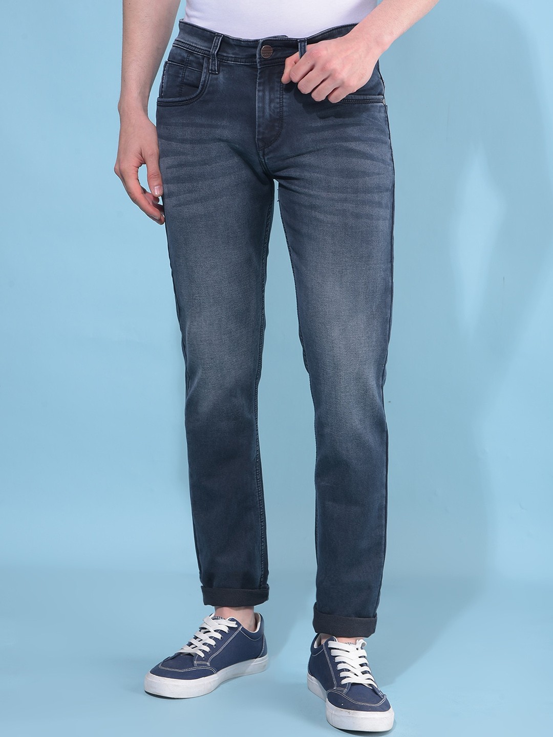 

Crimsoune Club Men Slim Fit Light Fade Stretchable Jeans, Blue