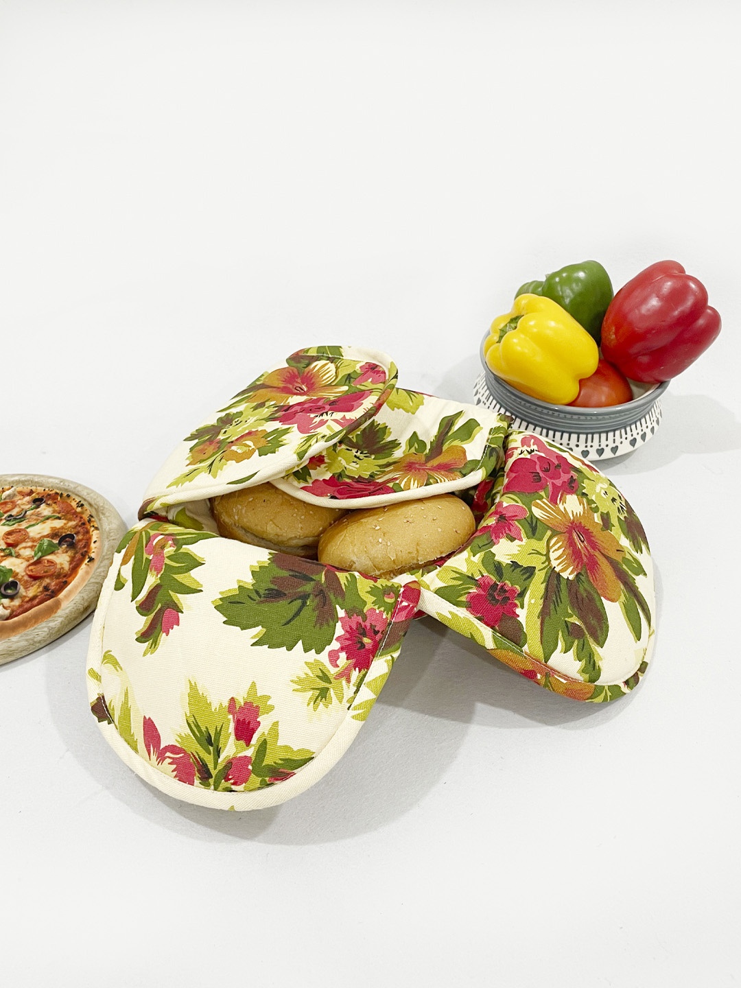 

SWAYAM Red & Green Wooden Bread Basket with Cover