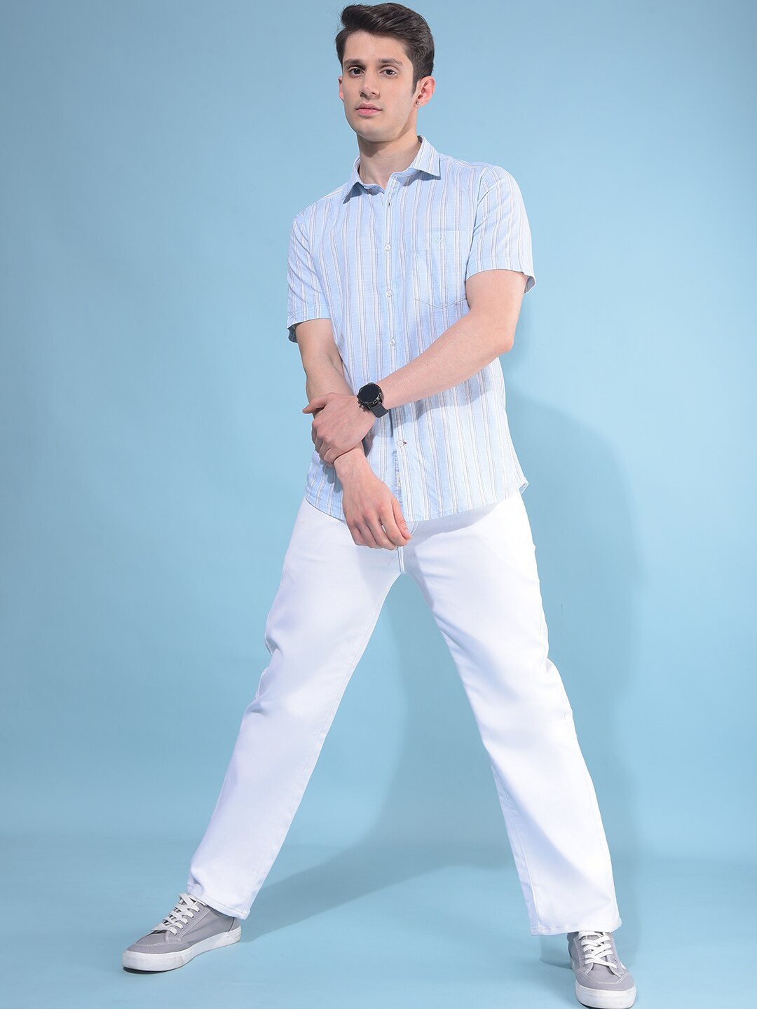 

Crimsoune Club Striped Spread Collar Cotton Casual Shirt, Blue