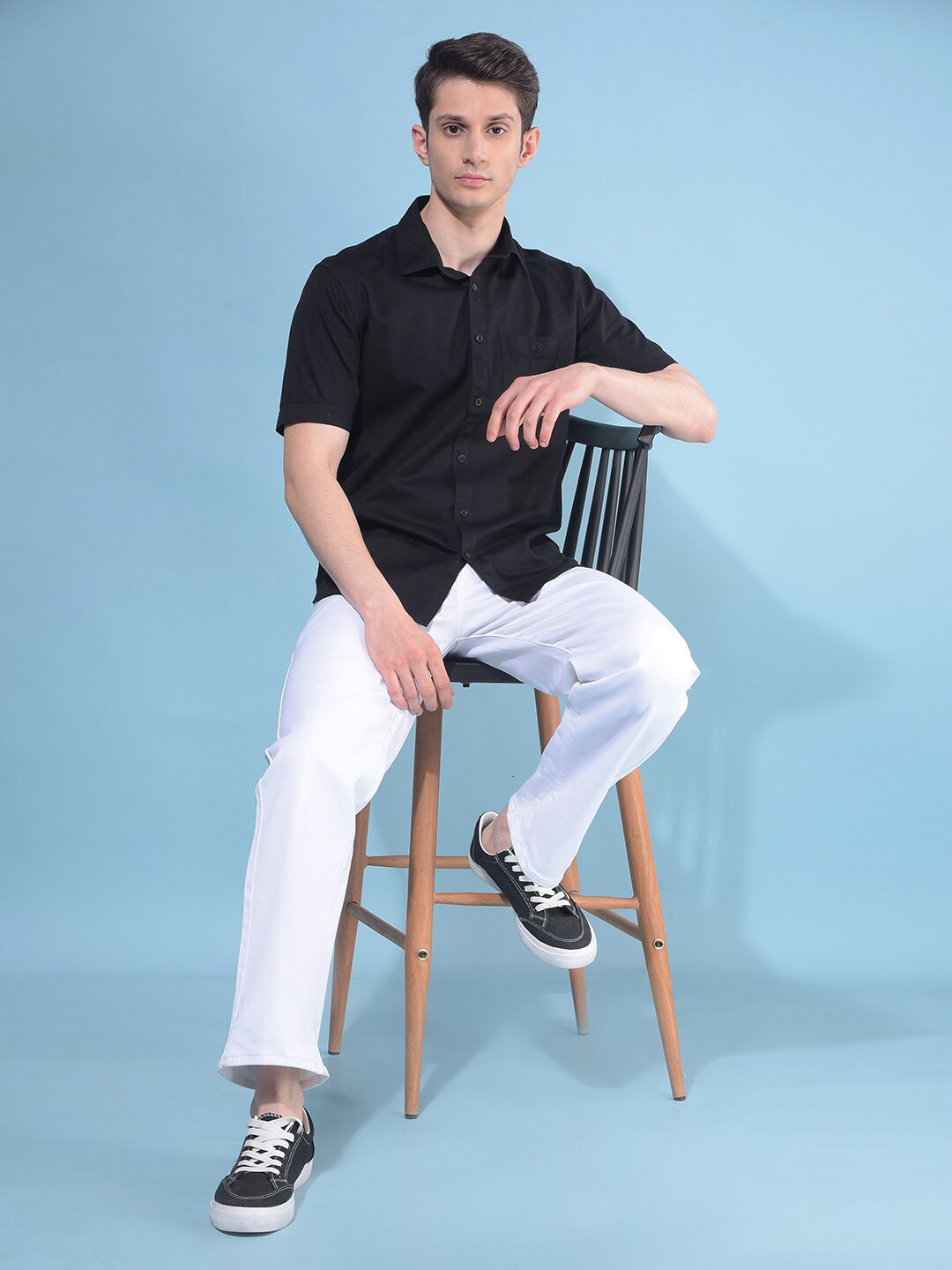 

Crimsoune Club Spread Collar Cotton Casual Shirt, Black