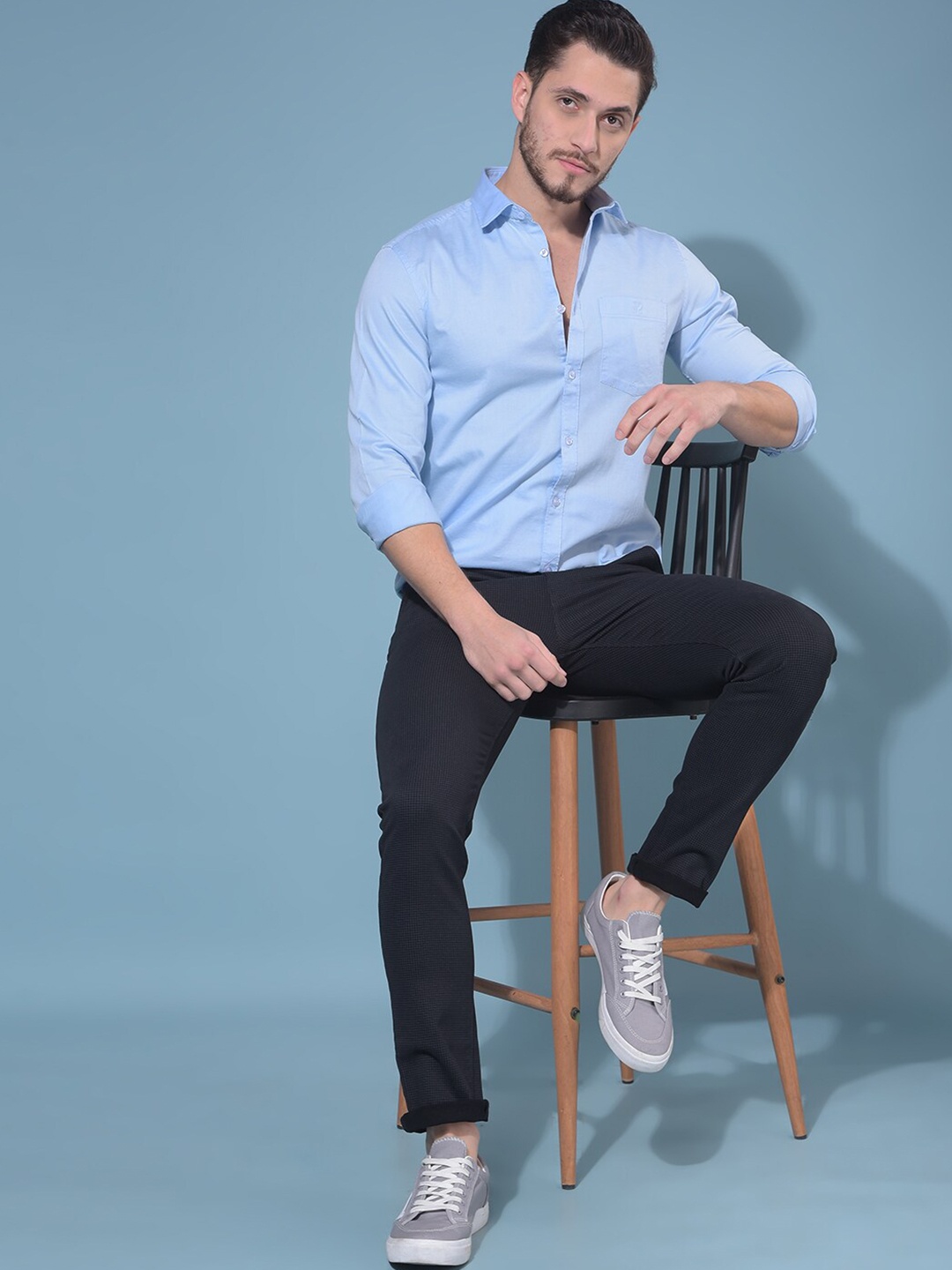 

Crimsoune Club Spread Collar Classic Slim Fit Cotton Opaque Casual Shirt, Blue