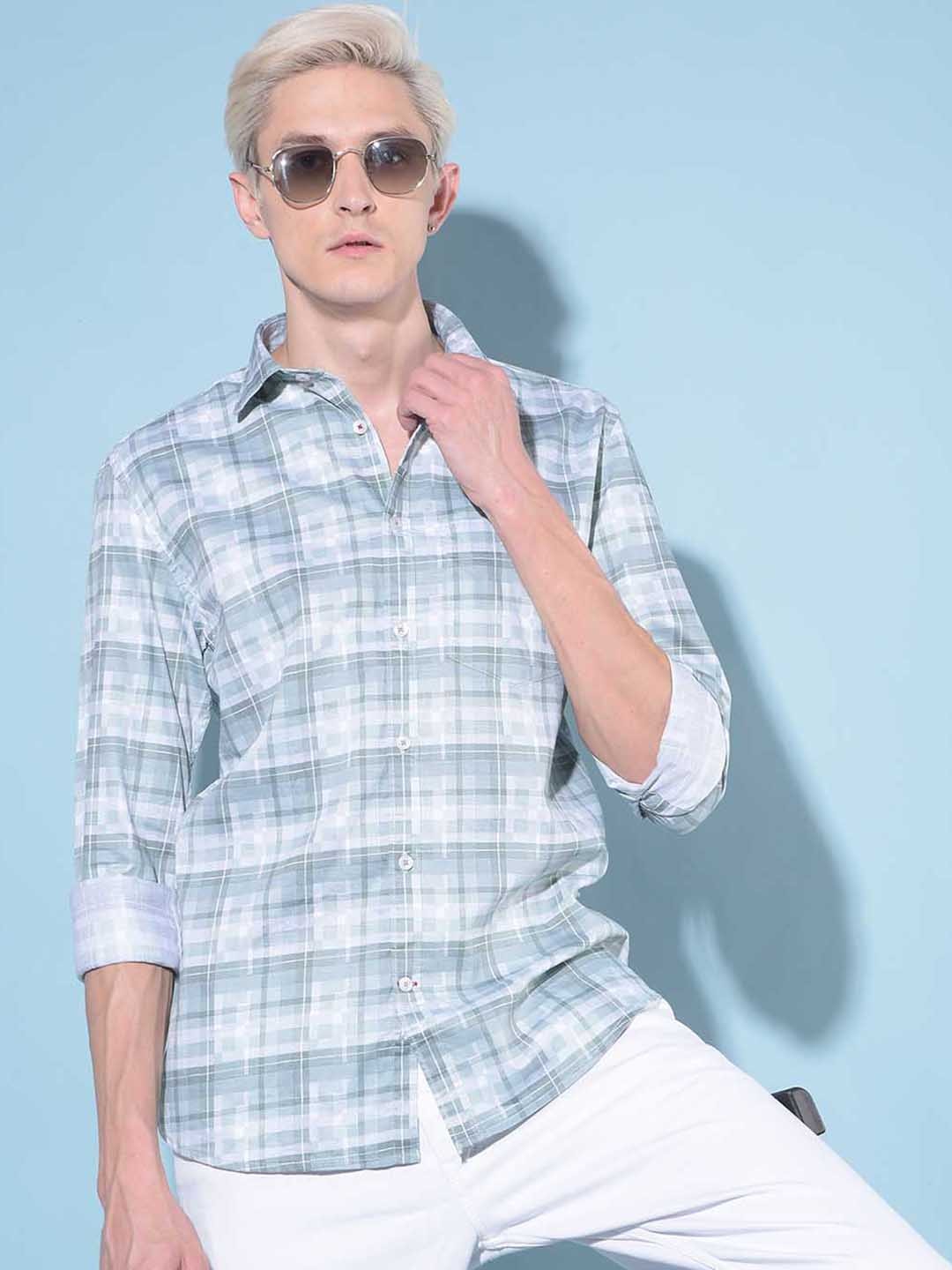 

Crimsoune Club Classic Slim Fit Horizontal Striped Cotton Casual Shirt, Green