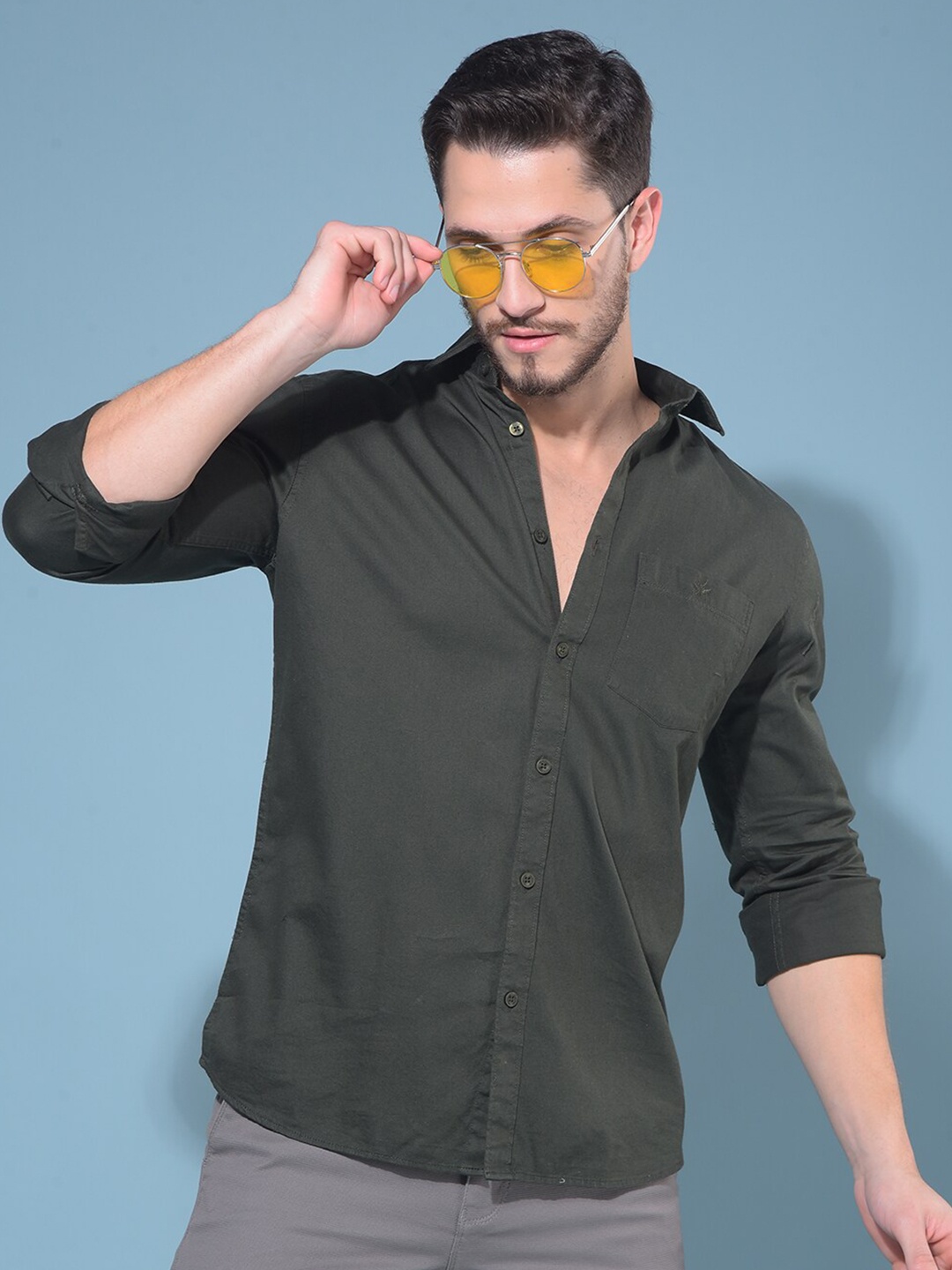 

Crimsoune Club Spread Collar Cotton Slim Fit Casual Shirt, Green