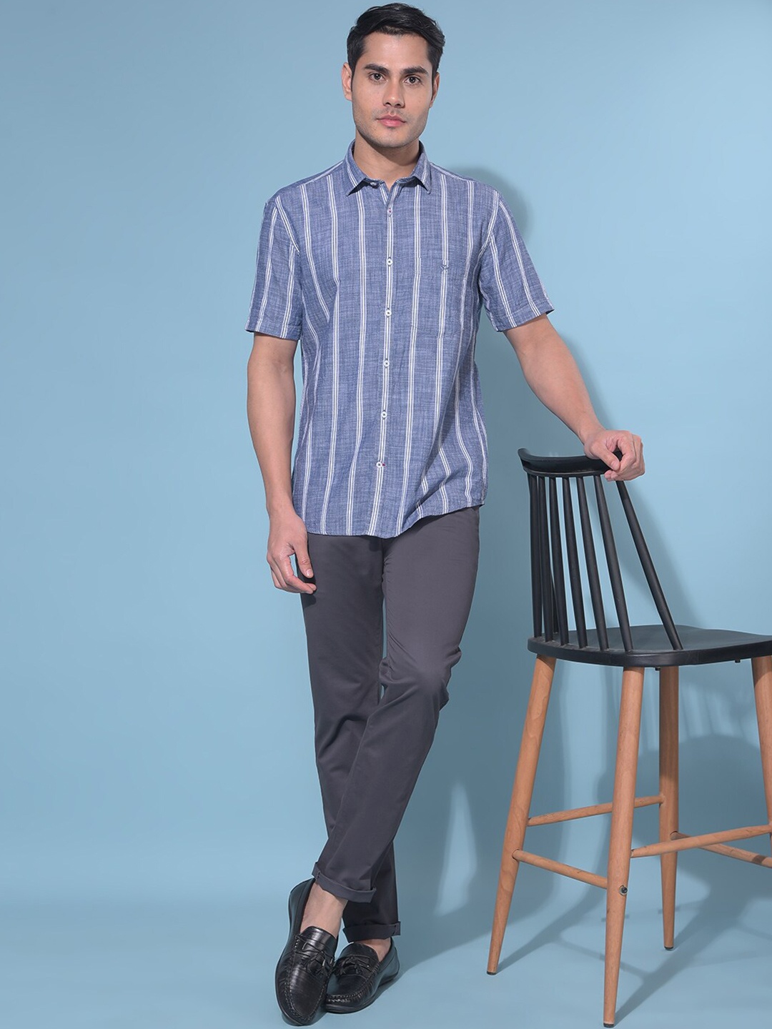 

Crimsoune Club Striped Printed Spread Collar Slim Fit Casual Shirt, Grey