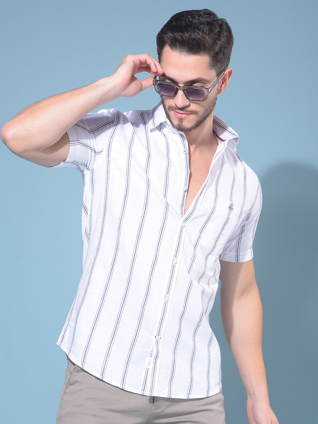 

Crimsoune Club Classic Slim Fit Opaque Striped Cotton Casual Shirt, White