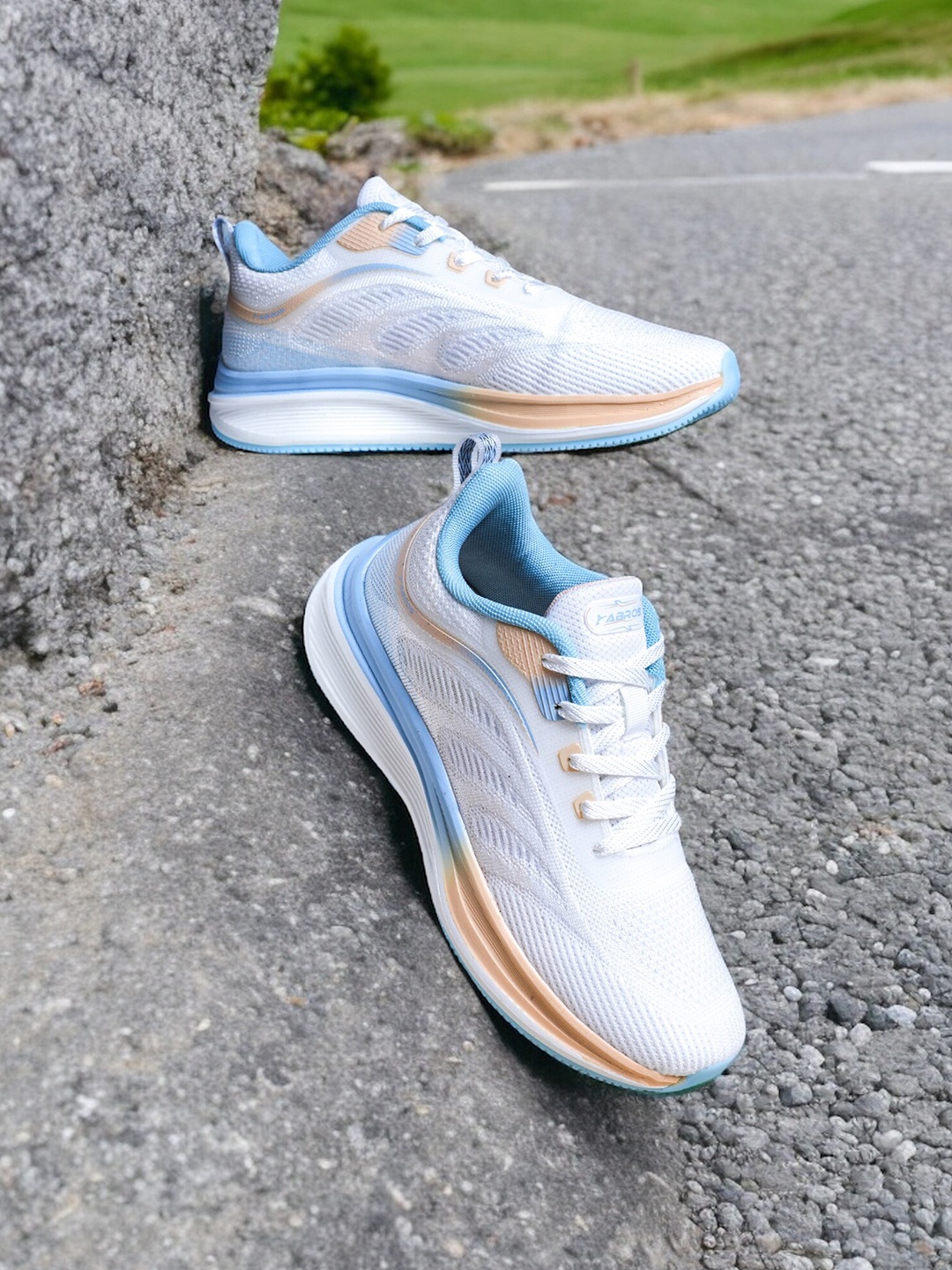 

ABROS Women Mesh Running Shoes, Off white