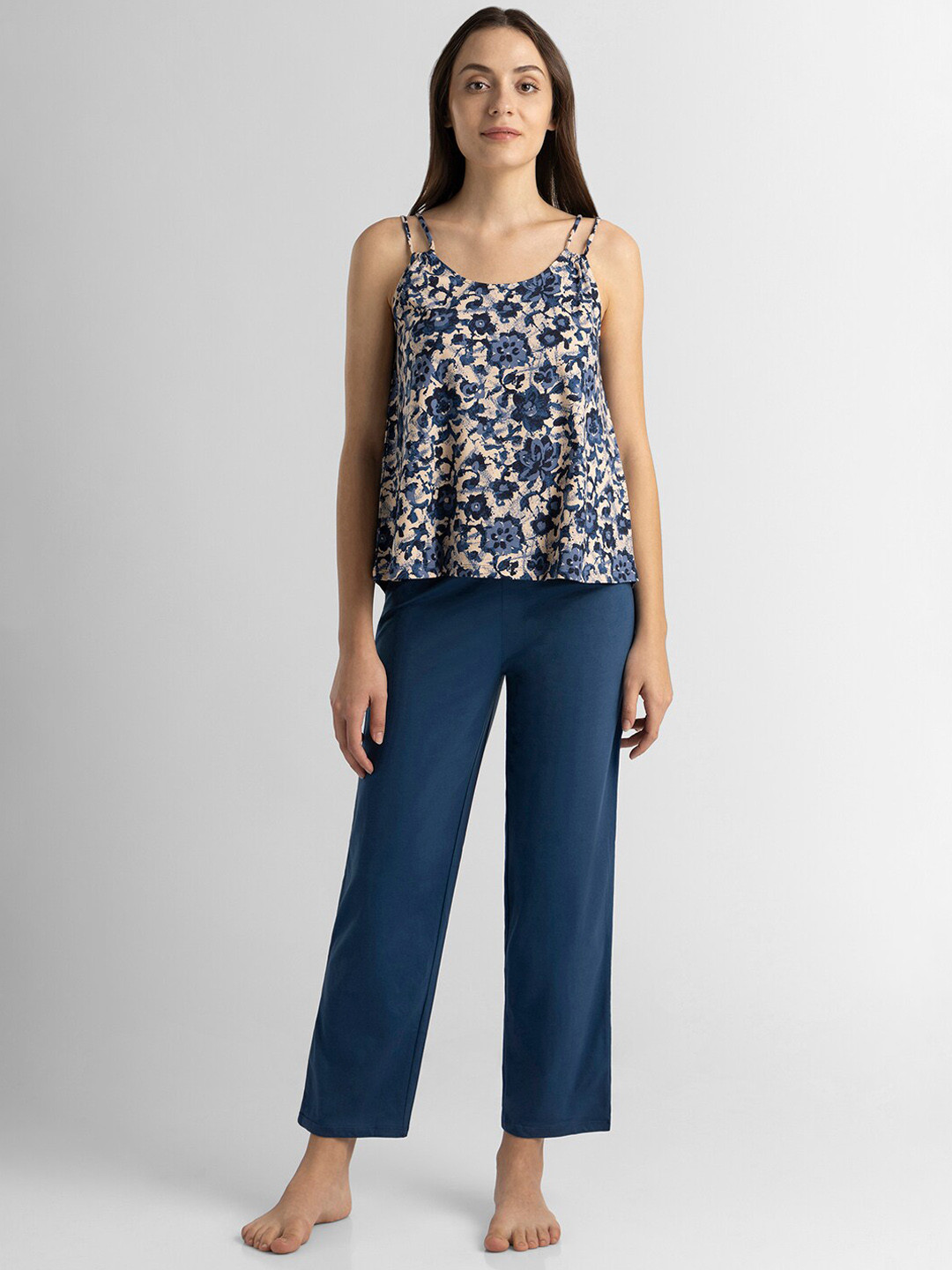 

Van Heusen Floral Printed Shoulder Straps Pure Cotton Night Suit, Teal