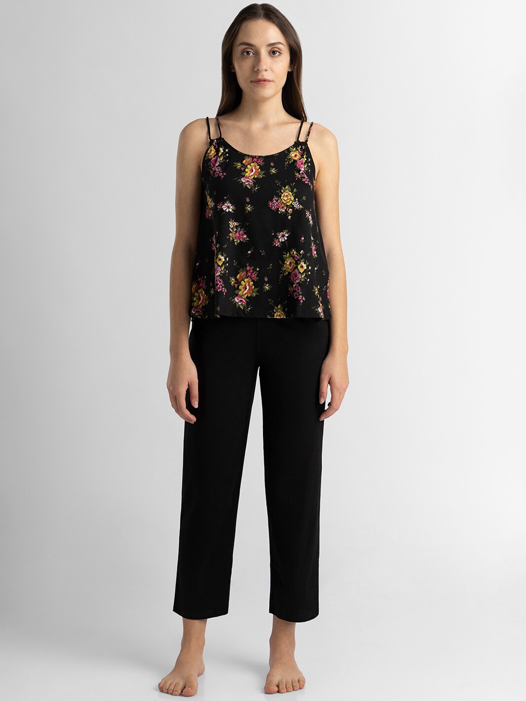 

Van Heusen Floral Printed Pure Cotton Night suit, Black