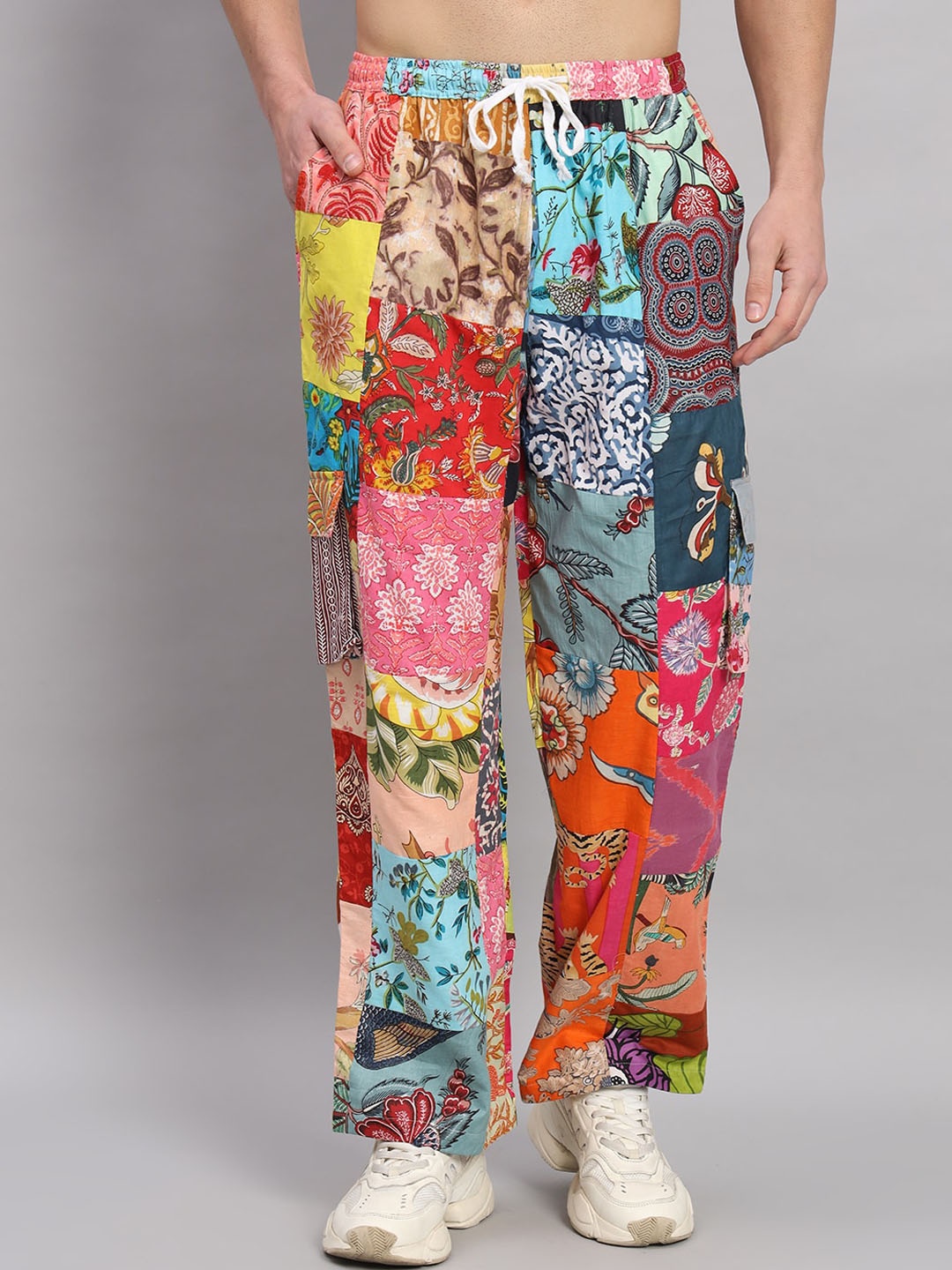 

HANDICRAFT PALACE Men Floral Printed Relaxed Leg Loose Fit High-Rise Easy Wash Trousers, Multi