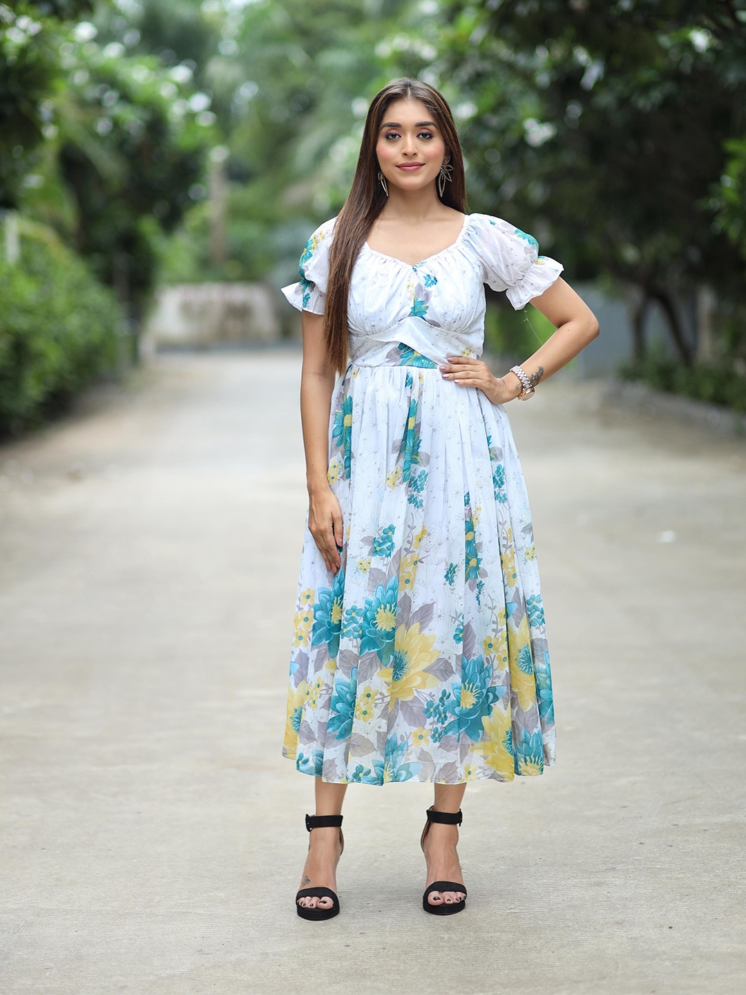 

Trillmixa Floral Printed V-Neck Puff Sleeves Georgette Fit & Flare Dress, White