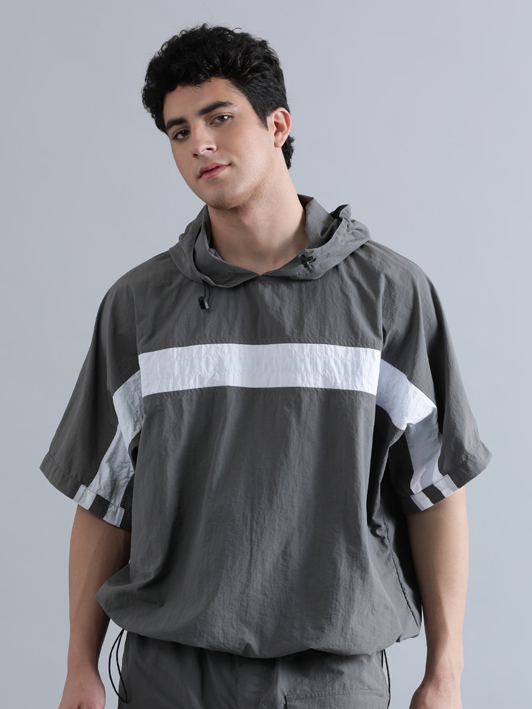 

Bene Kleed Hooded Short Sleeves Opaque Oversized Casual Shirt, Grey