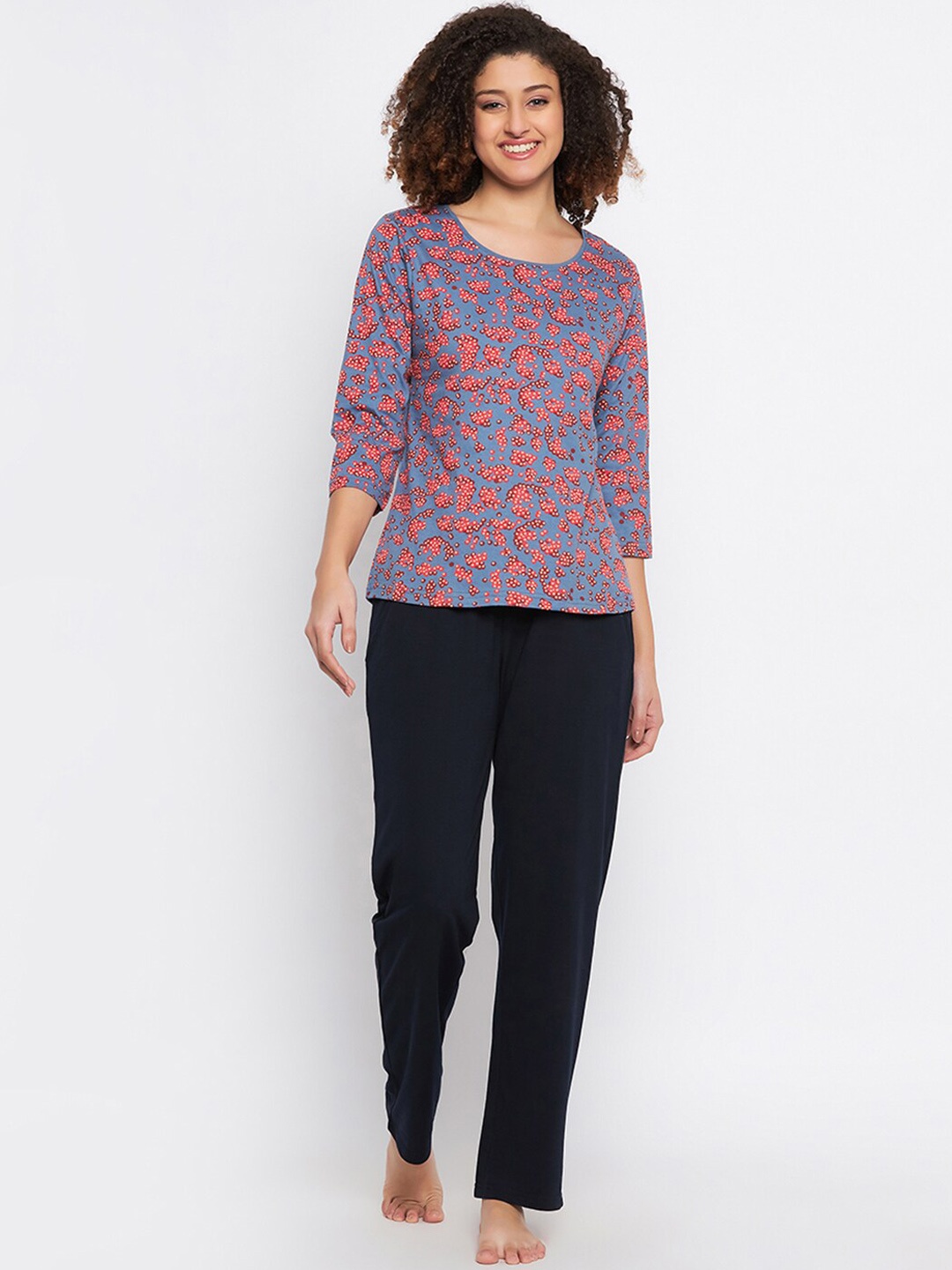 

Clovia Geometric Printed Pure Cotton Top With Pyjamas, Blue