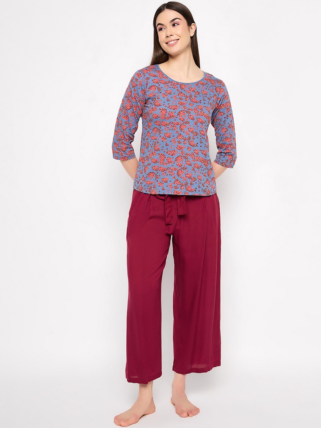 

Clovia Blue & Maroon Printed Pure Cotton Night Suit
