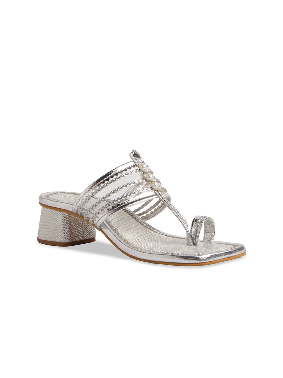 

ERIDANI Adya Kolhapuri Heels, Silver