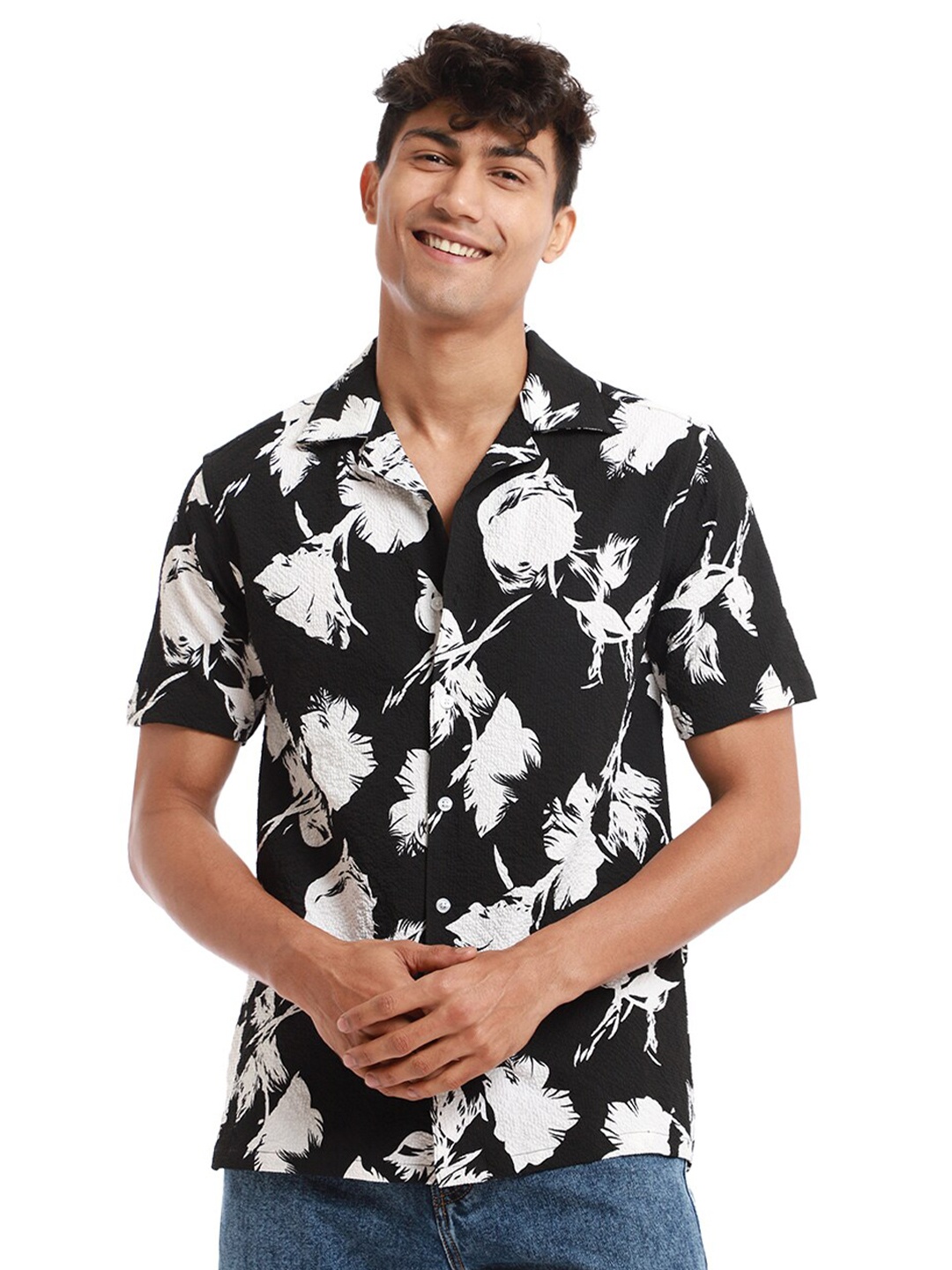 

Banana Club Classic Floral Printed Cotton Popcorn Shirt, Black