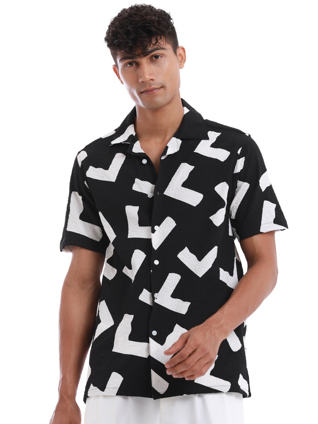 

Banana Club Classic Geometric Printed Cotton Popcorn Shirt, Black