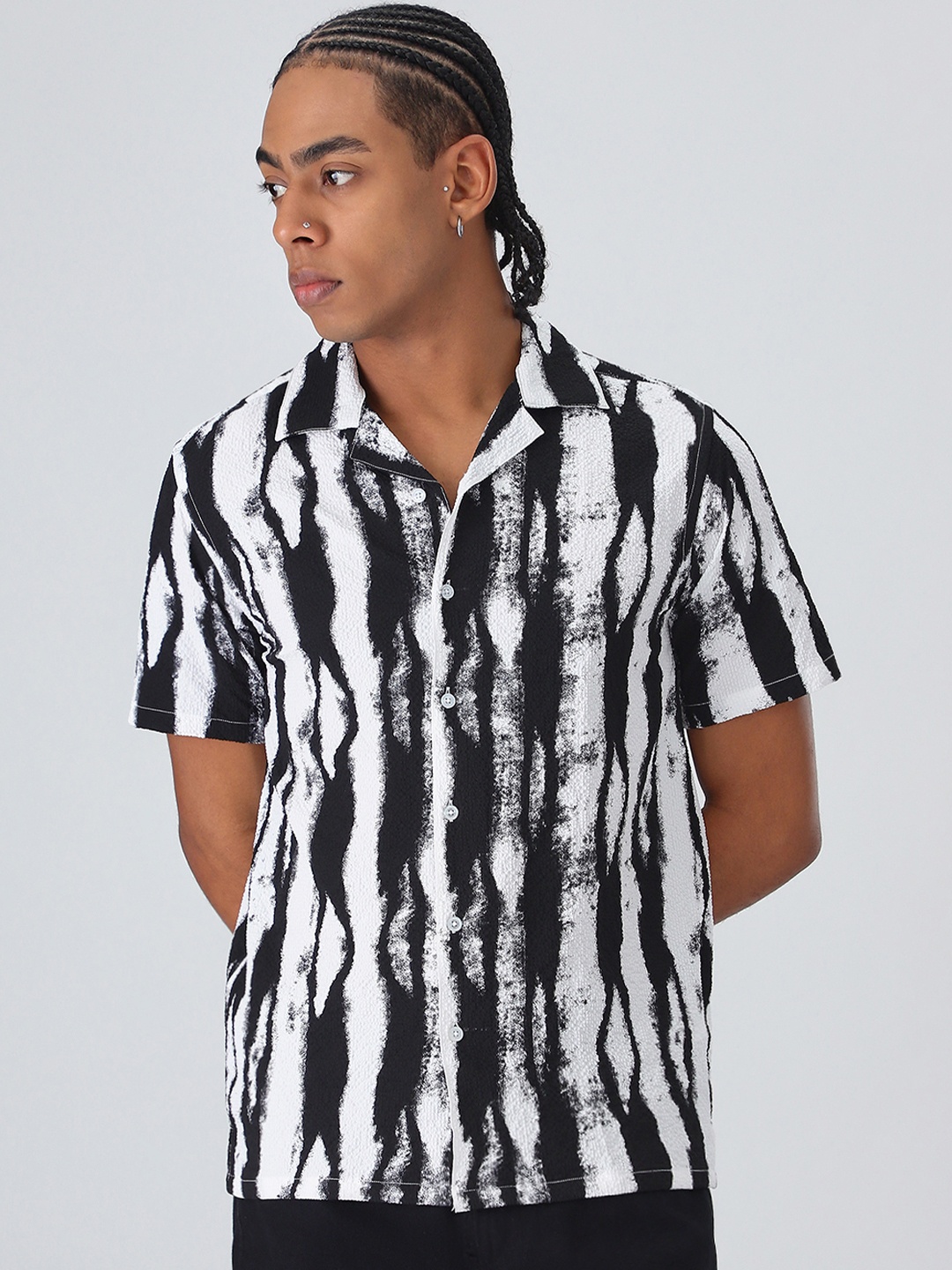 

Banana Club Classic Abstract Printed Cotton Popcorn Shirt, Black