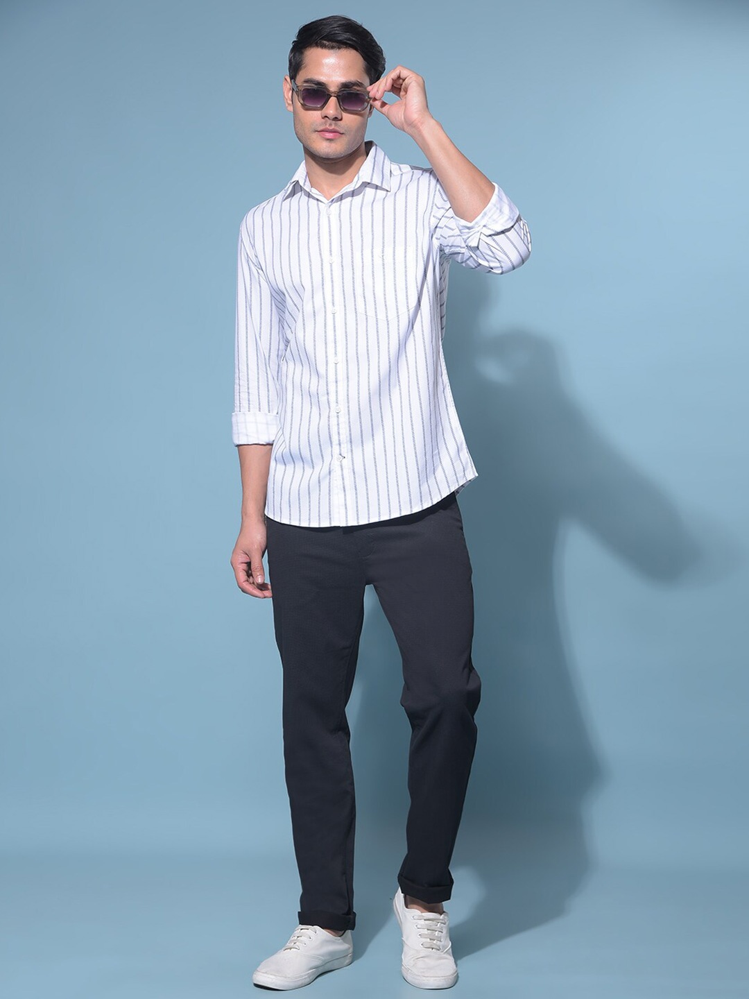 

Crimsoune Club Resort Collar Slim Fit Opaque Striped Cotton Casual Shirt, White