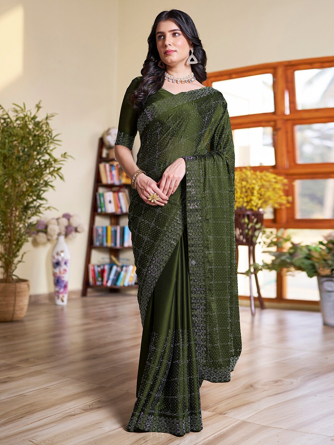 

Satrani Checked Beads And Stones Saree, Green