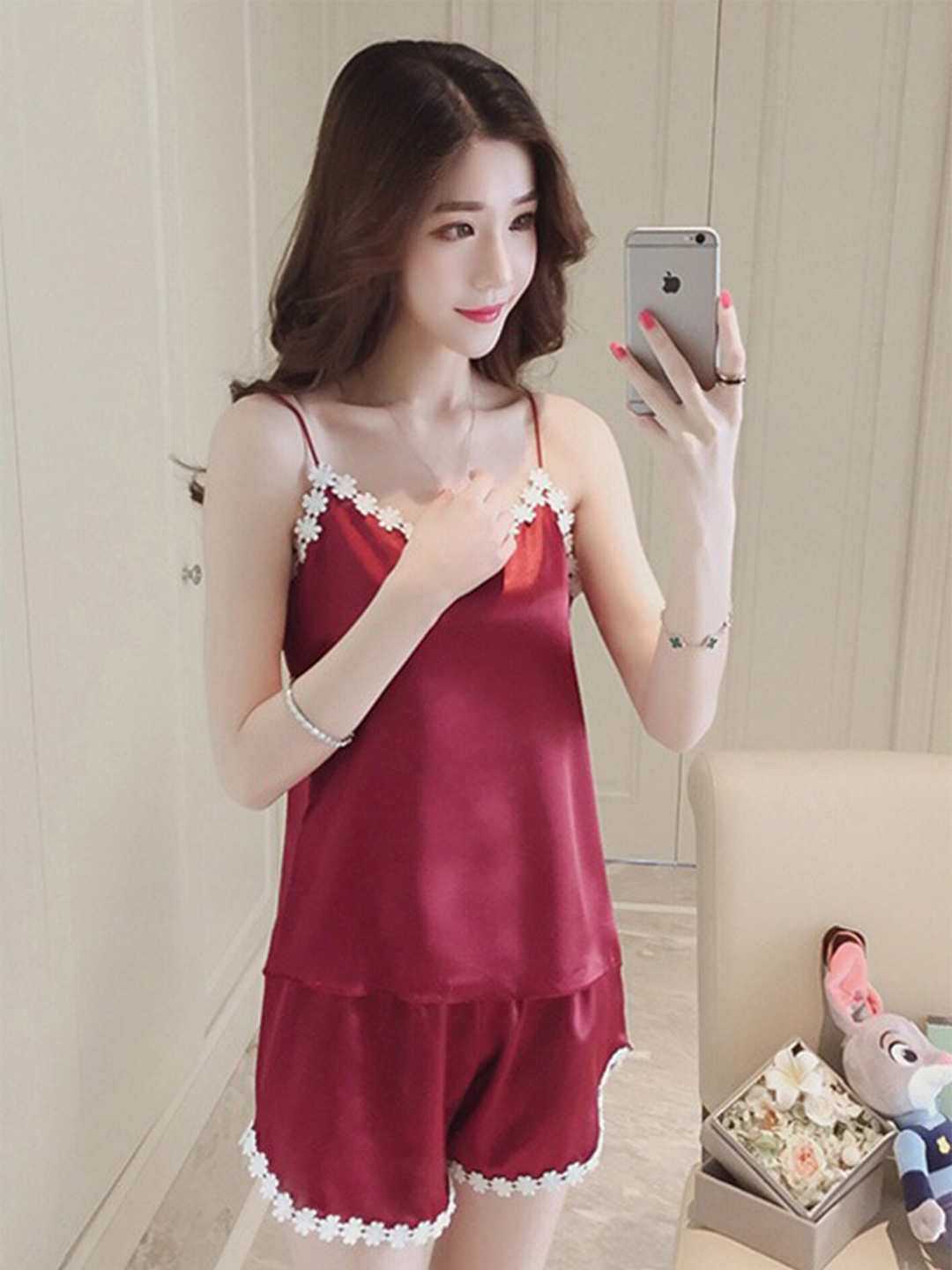 

LULU & SKY Top & Shorts Night Suit Set, Red