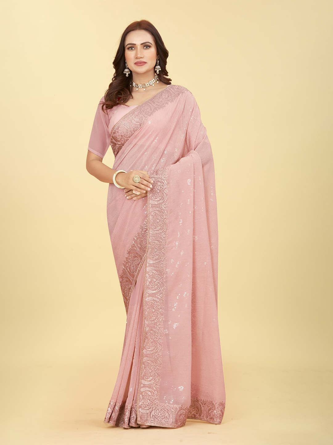 

CHANSI Sequinned Embroidered Saree, Pink