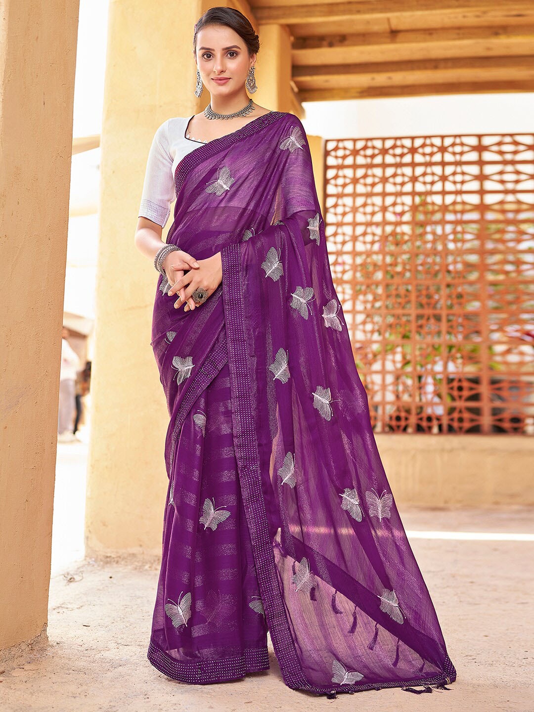 

Mitera Purple Floral Beads and Stones Chanderi Saree