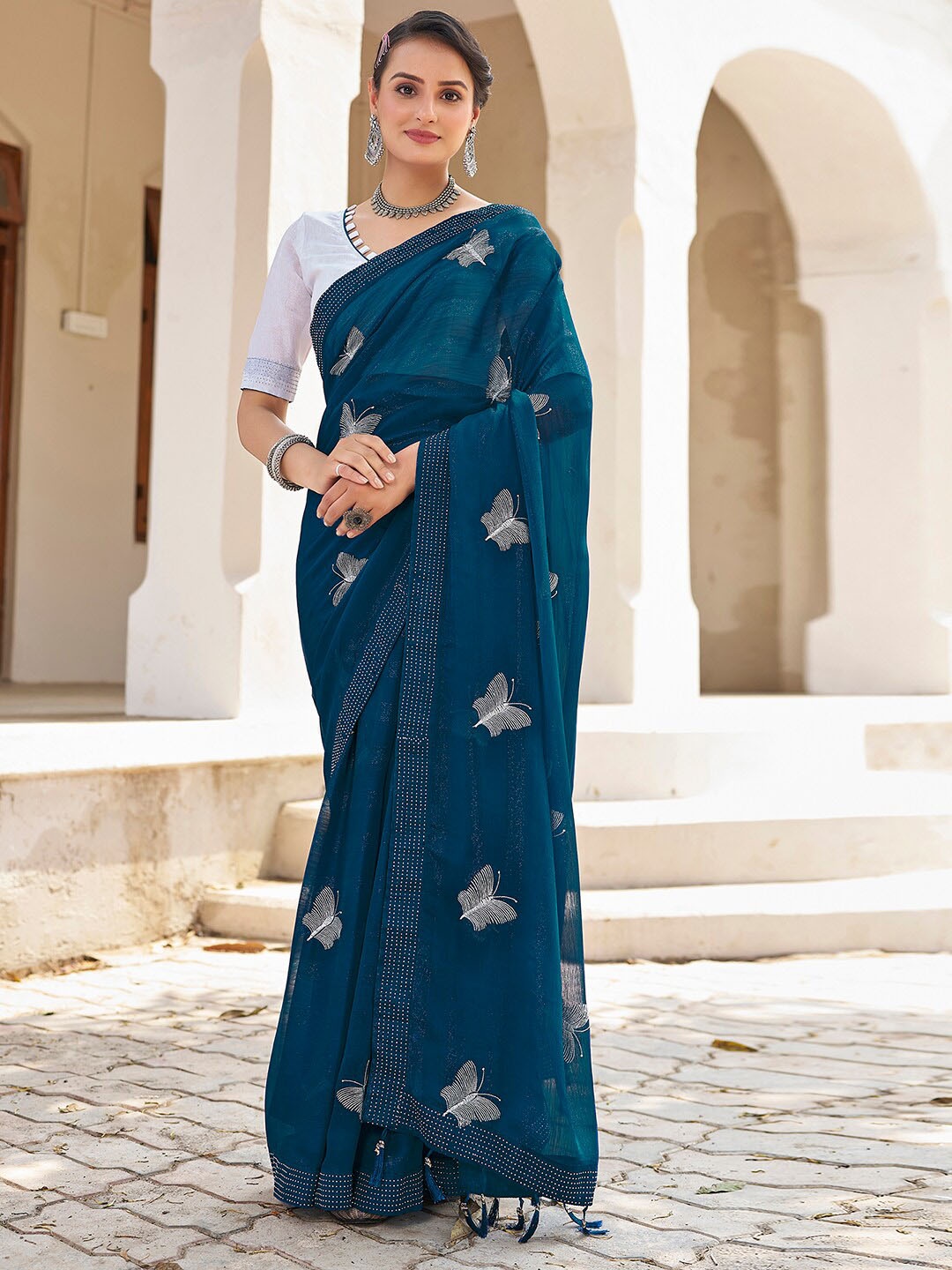 

Mitera Floral Beads and Stones Embellished Ready To Wear Chanderi Saree, Blue