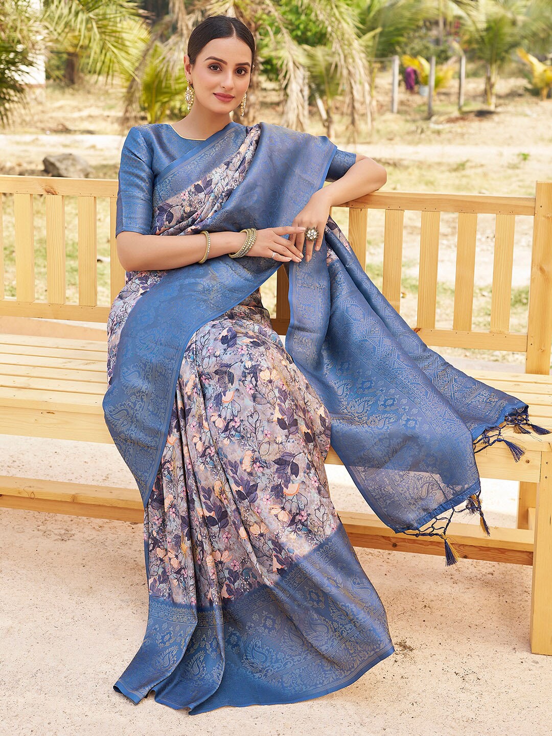 

Mitera Floral Zari Ready to Wear Banarasi Saree, Blue