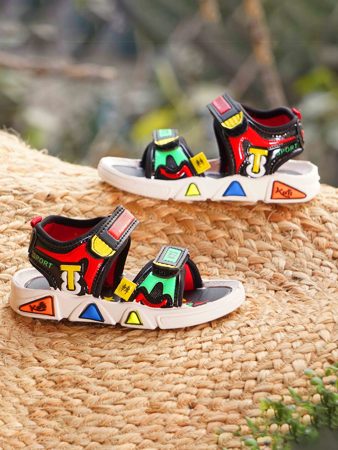 

KATS Kids Sports Sandals, Black