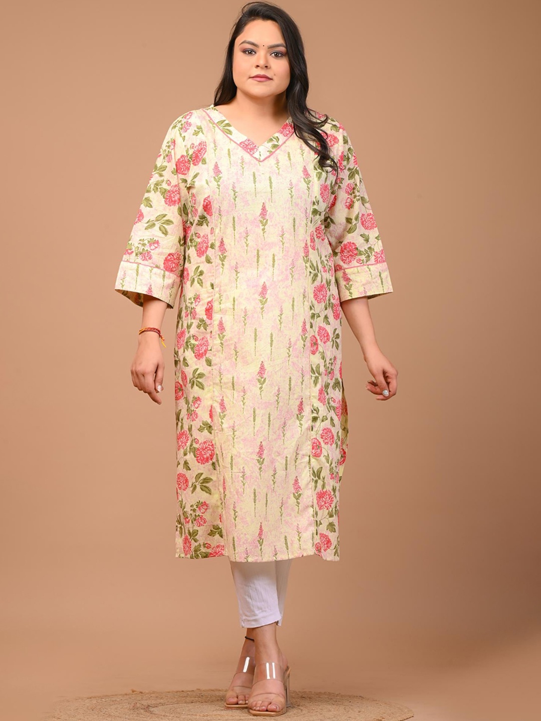 

Swasti Plus Size Floral Printed V-Neck Cotton Straight Kurta, Brown