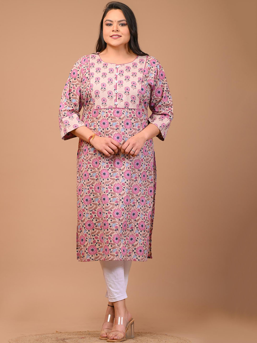 

Swasti Plus Size Floral Printed Cotton Straight Kurta, Brown