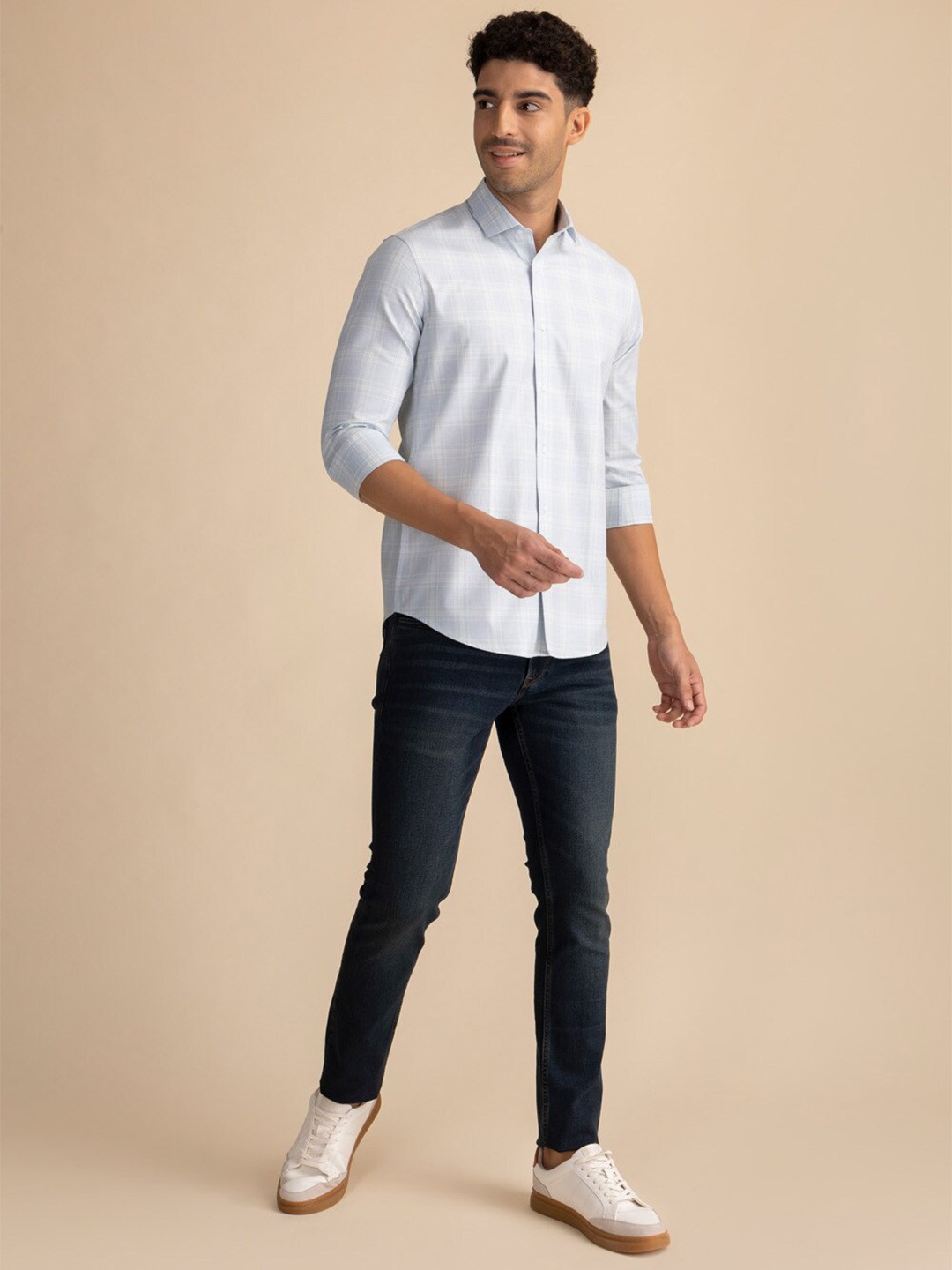 

KAAPUS Men Classic Slim Fit Opaque Casual Shirt, Multi