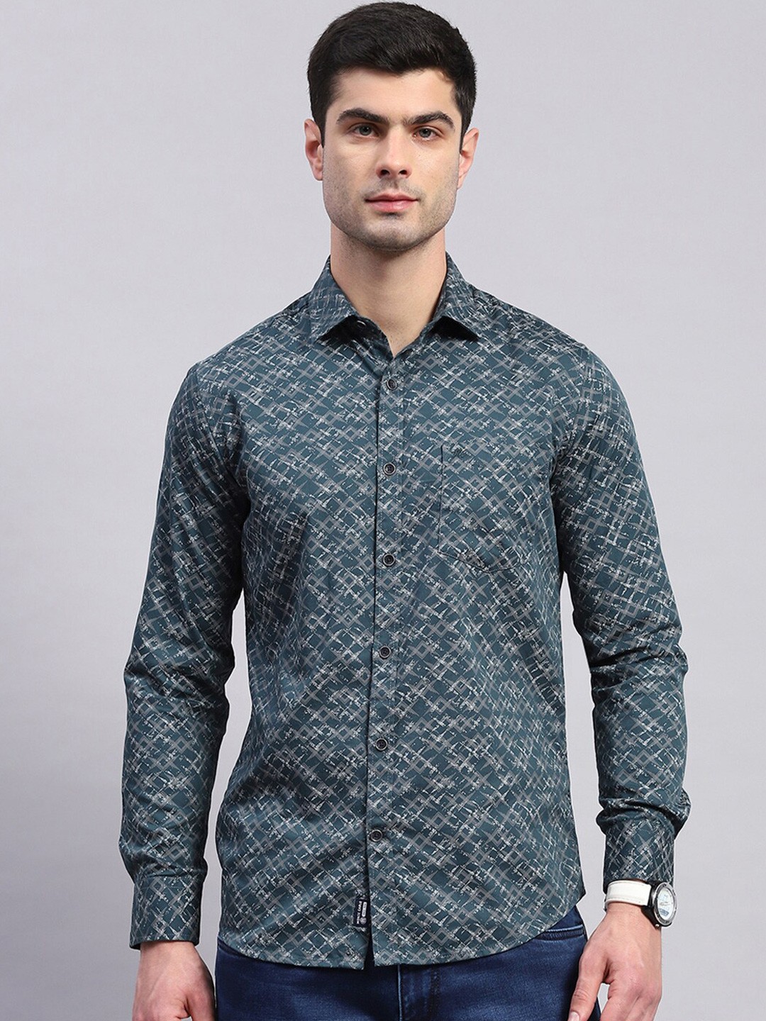 

Monte Carlo Classic Slim Fit Opaque Abstract Printed Cotton Casual Shirt, Green