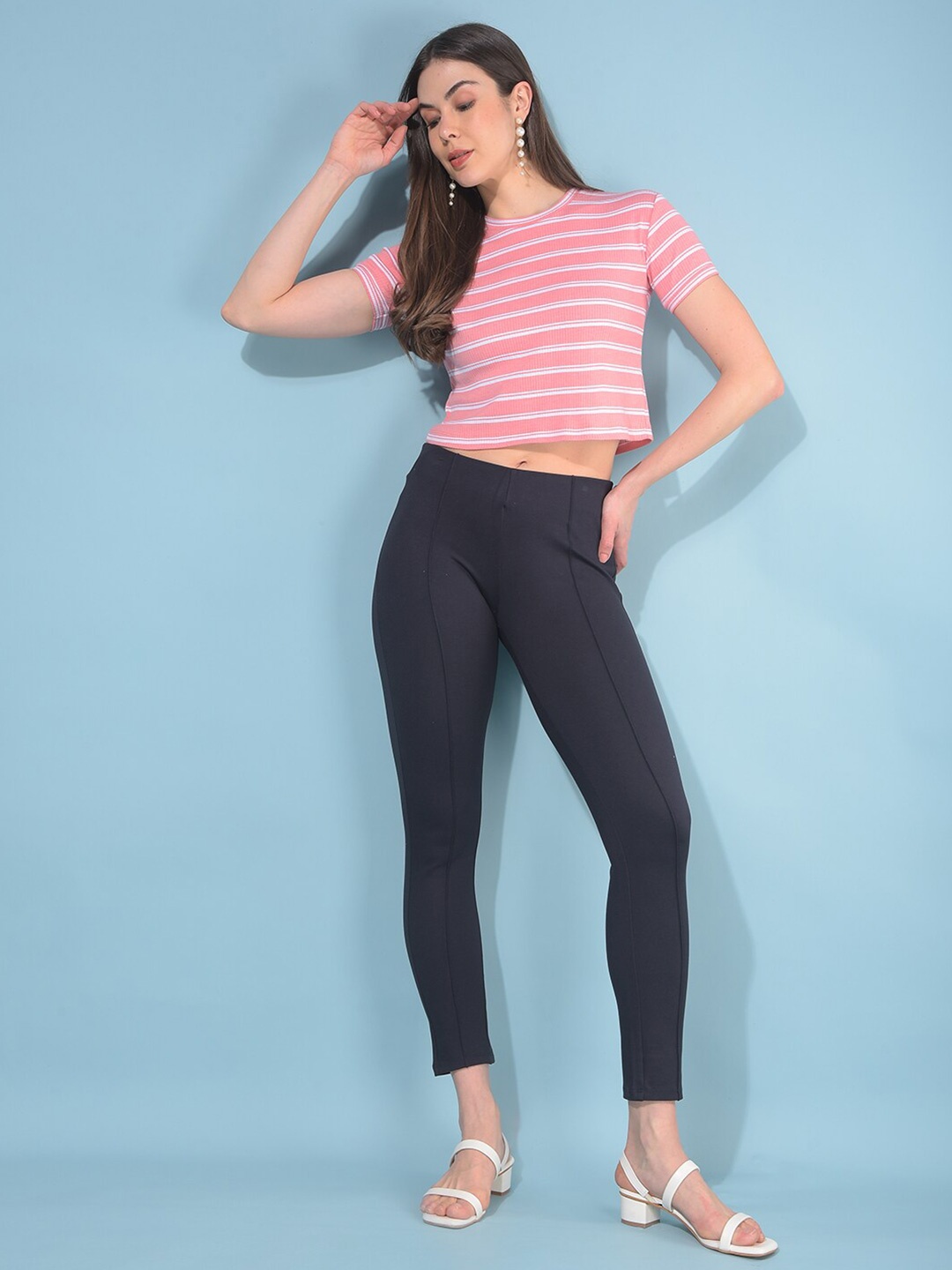 

Crimsoune Club Striped Round Neck Slim Fit Crop T-shirt, Peach