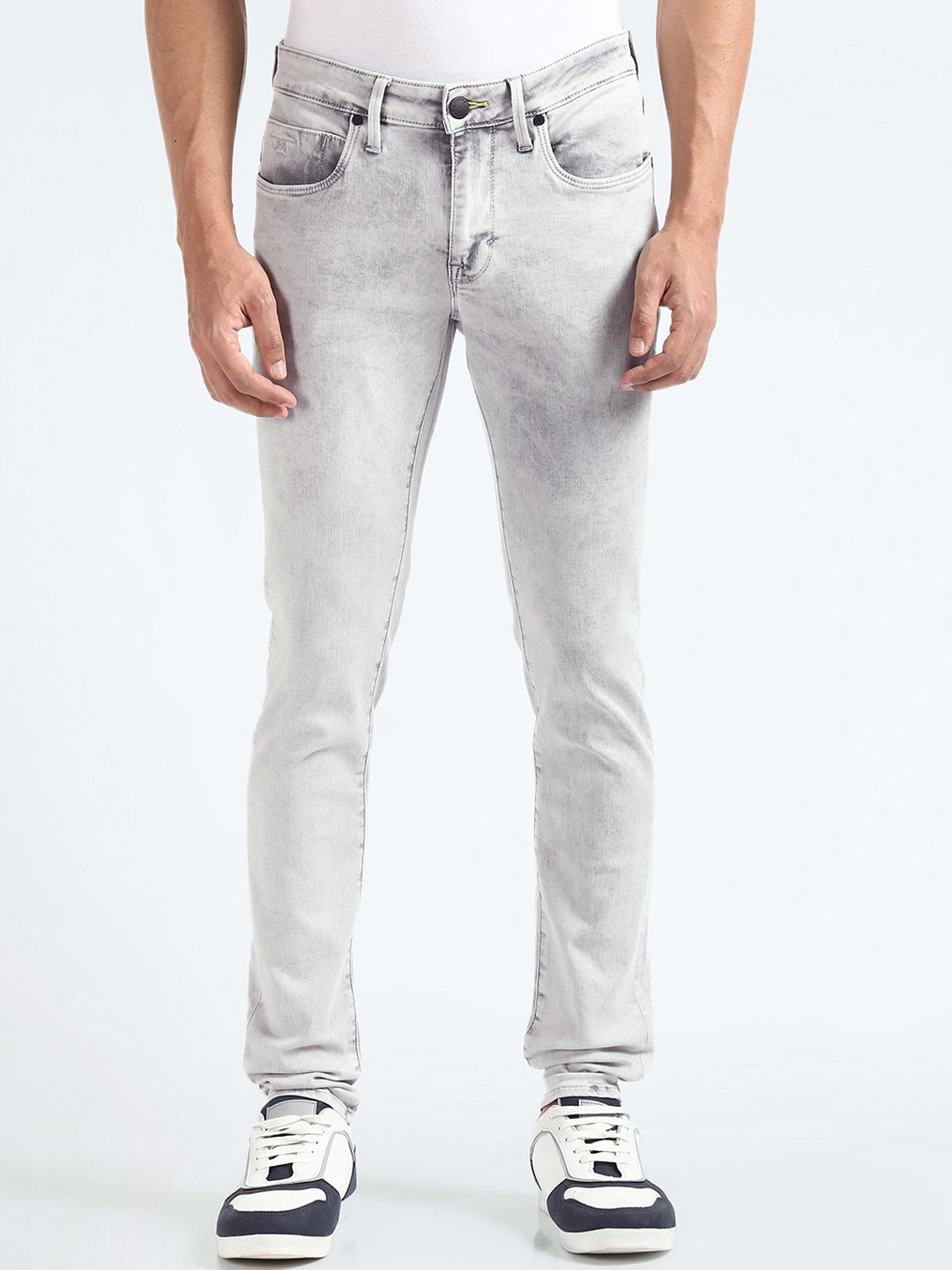 

Flying Machine Men Super Skinny Fit Low-Rise Heavy Fade Stretchable Jeans, Grey