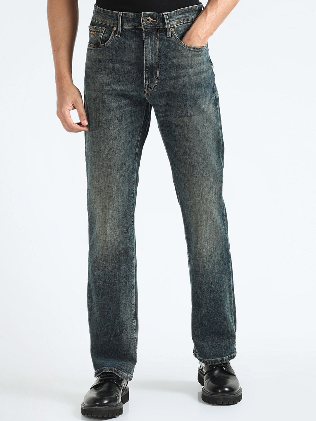 

Flying Machine Men Clean Look Heavy Fade Stretchable Jeans, Blue